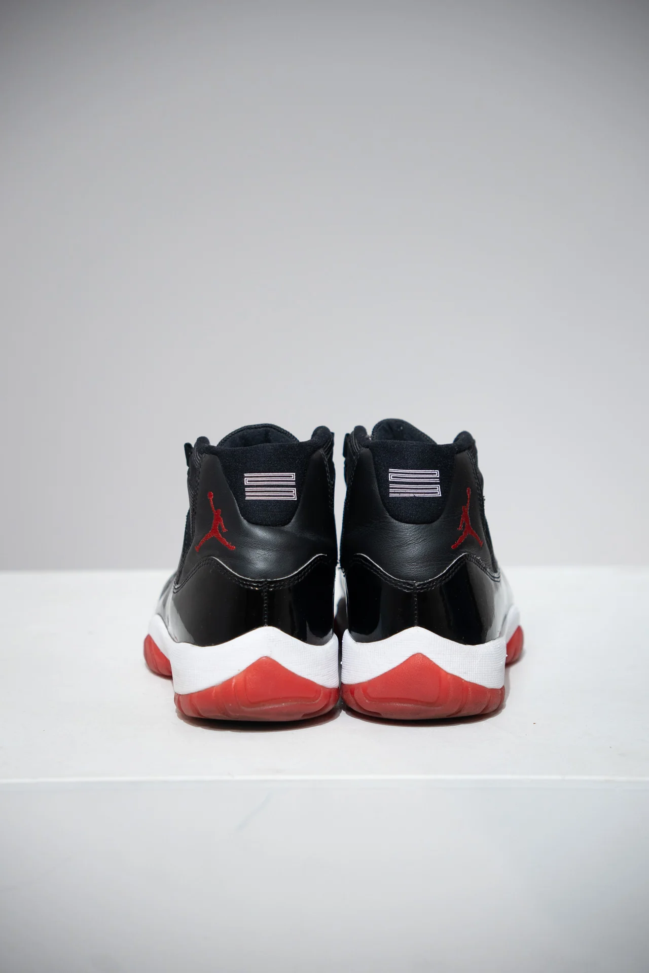 Jordan 11 Bred 2019 (Taille 41) - Image 3