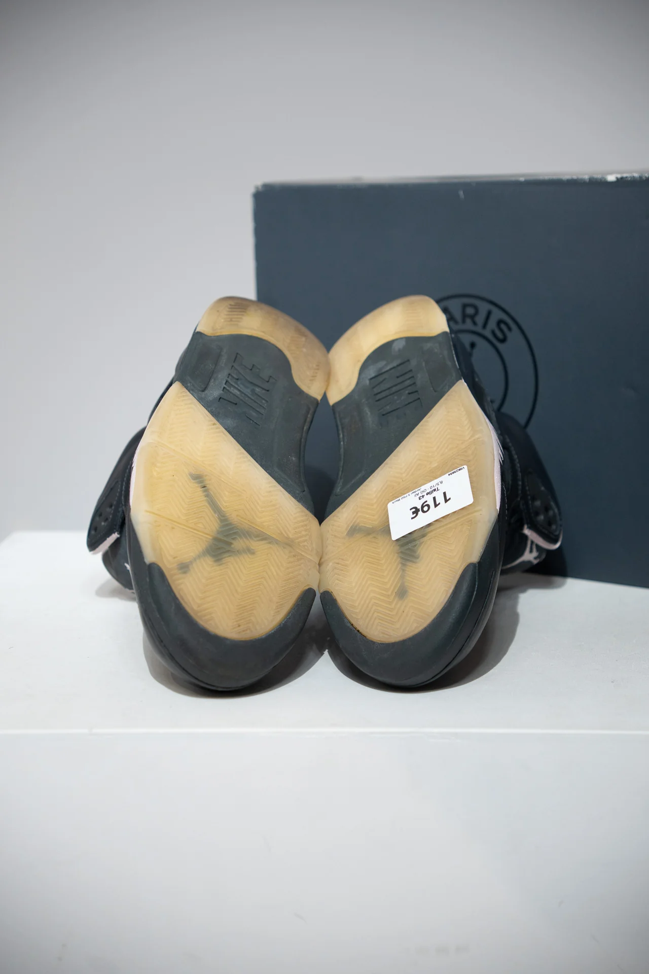 Jordan 5 PSG Black (Taille 43) - Image 5