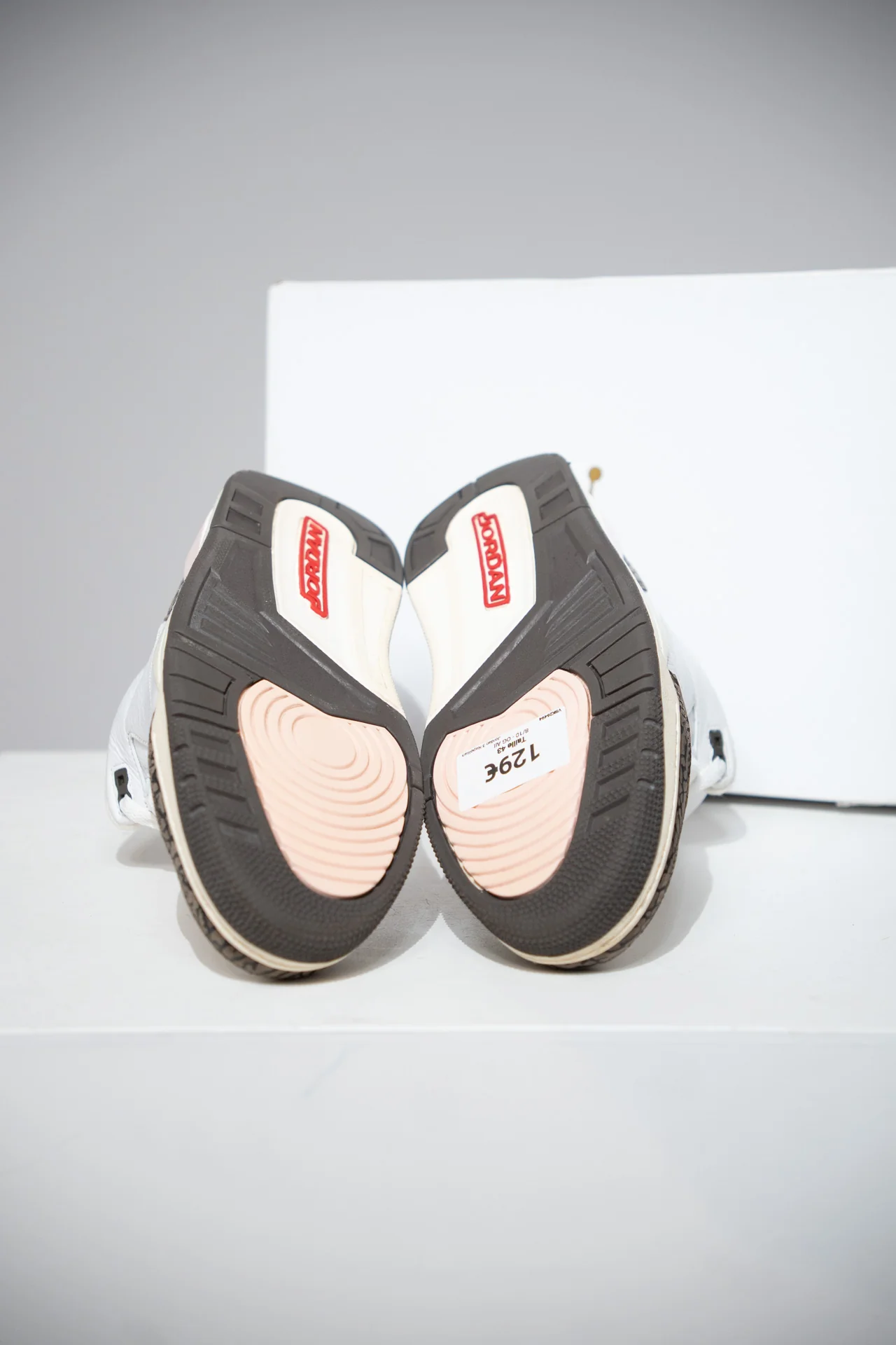 Jordan 3 Napolitan (Taille 43) - Image 3