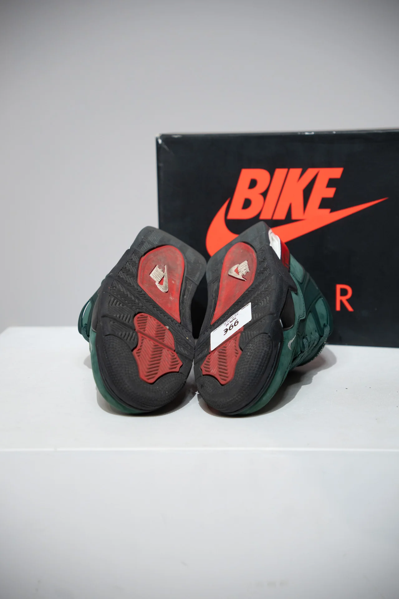 Jordan 4 RM Nigel Sylvester Green (Taille 40) - Image 4