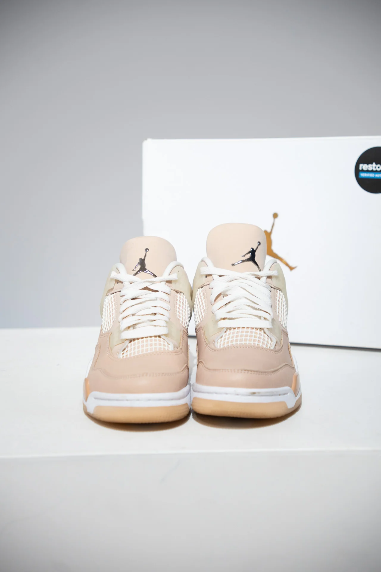 Jordan 4 Shimmer (Taille 38) - Image 2