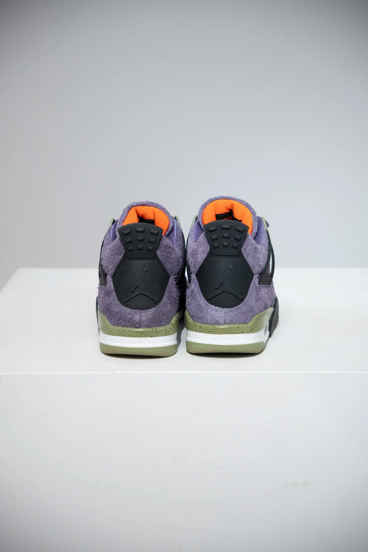 Jordan 4 Canyon purple (Taille 38,5) - Image 3