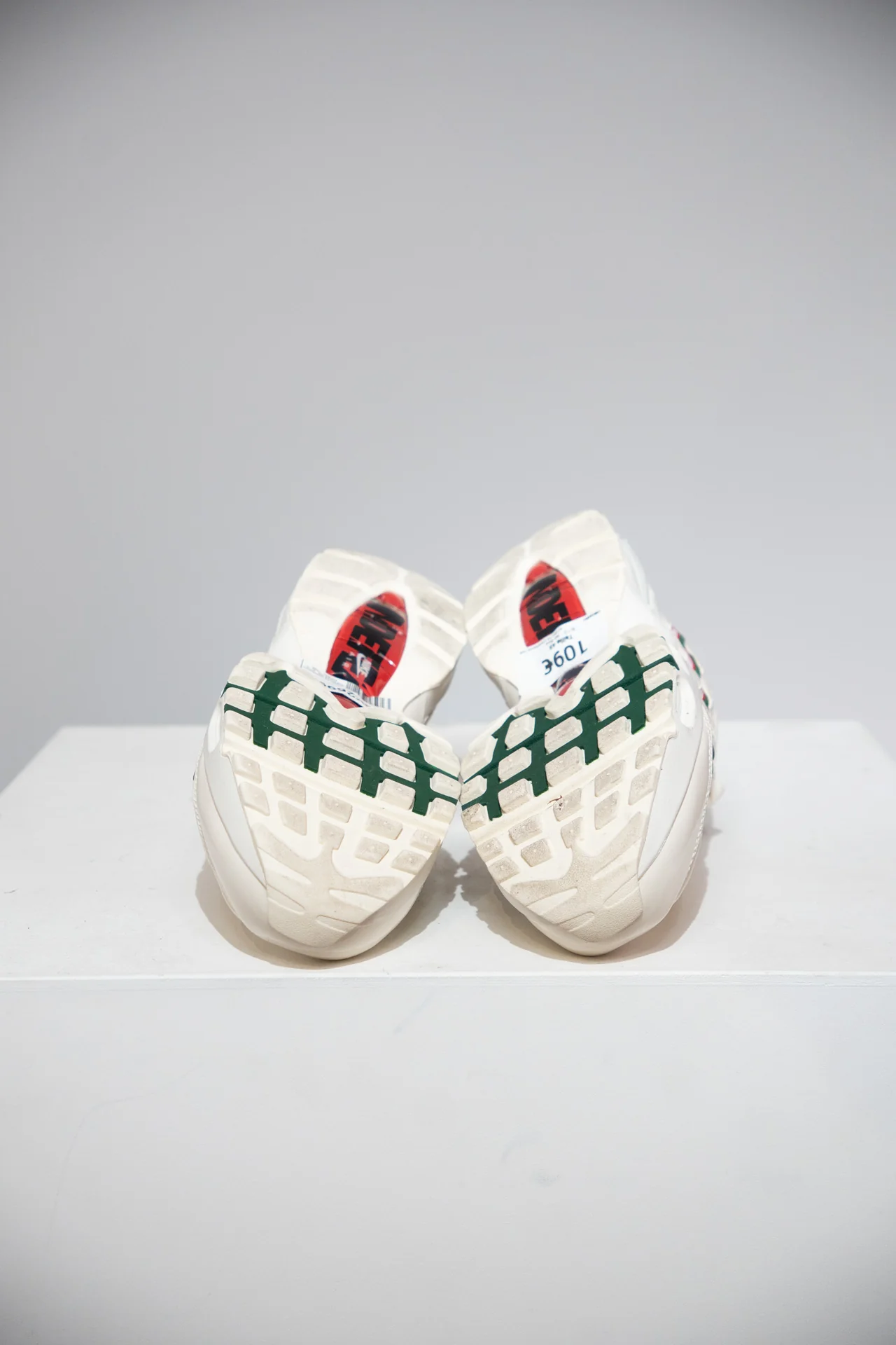 Air Max 95 Undefeated Sail (Taille 45) - Image 4