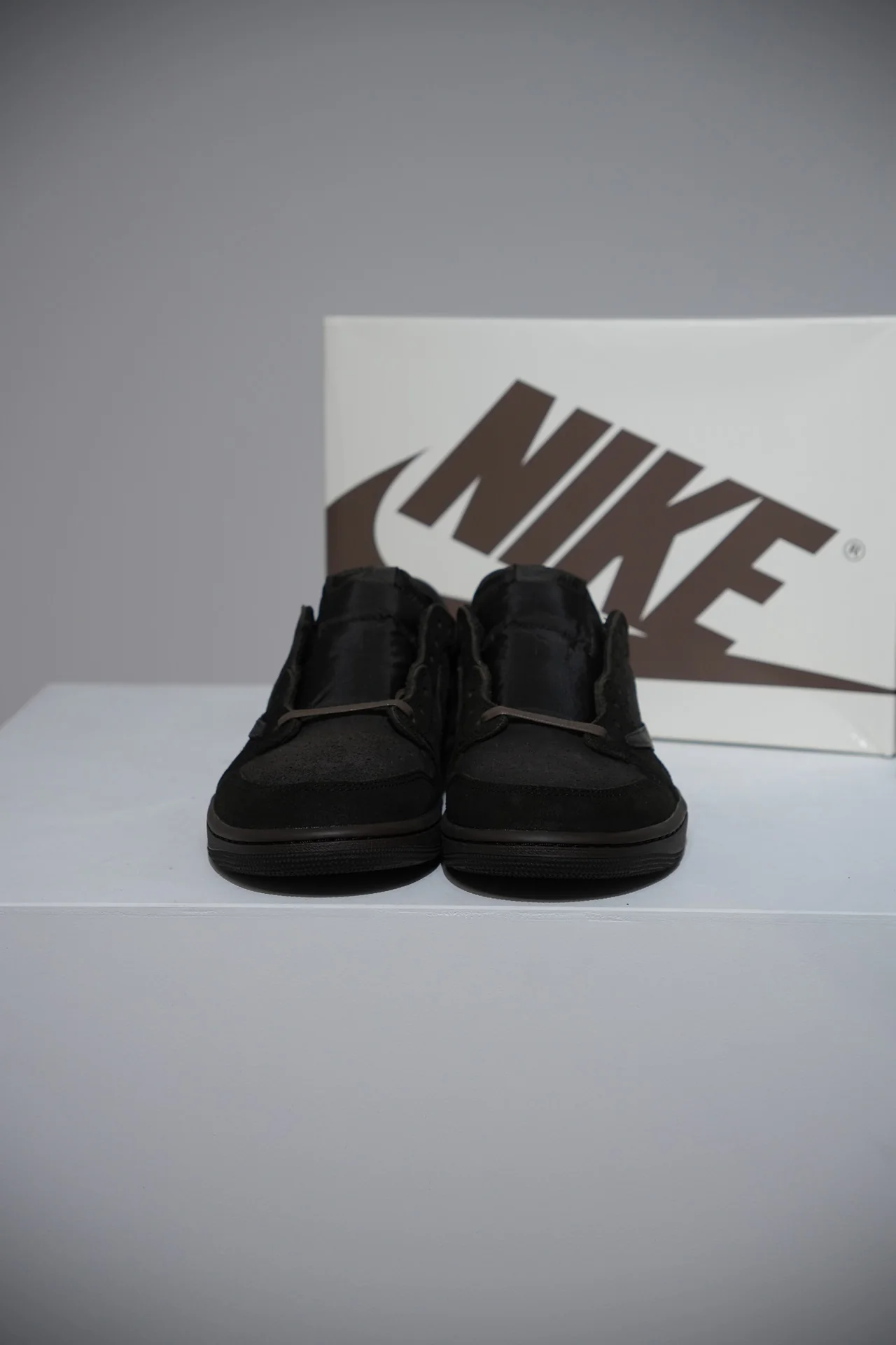 Jordan 1 Low Travis Scott Velvet Brown (Taille 48,5) - Image 2