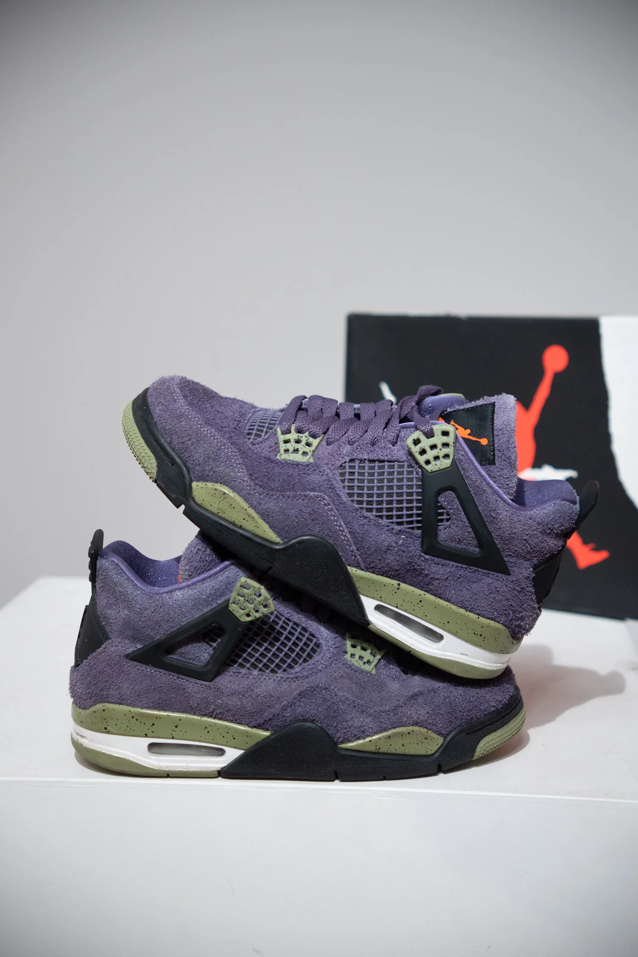 Jordan 4 Canyon purple (Taille 38,5)