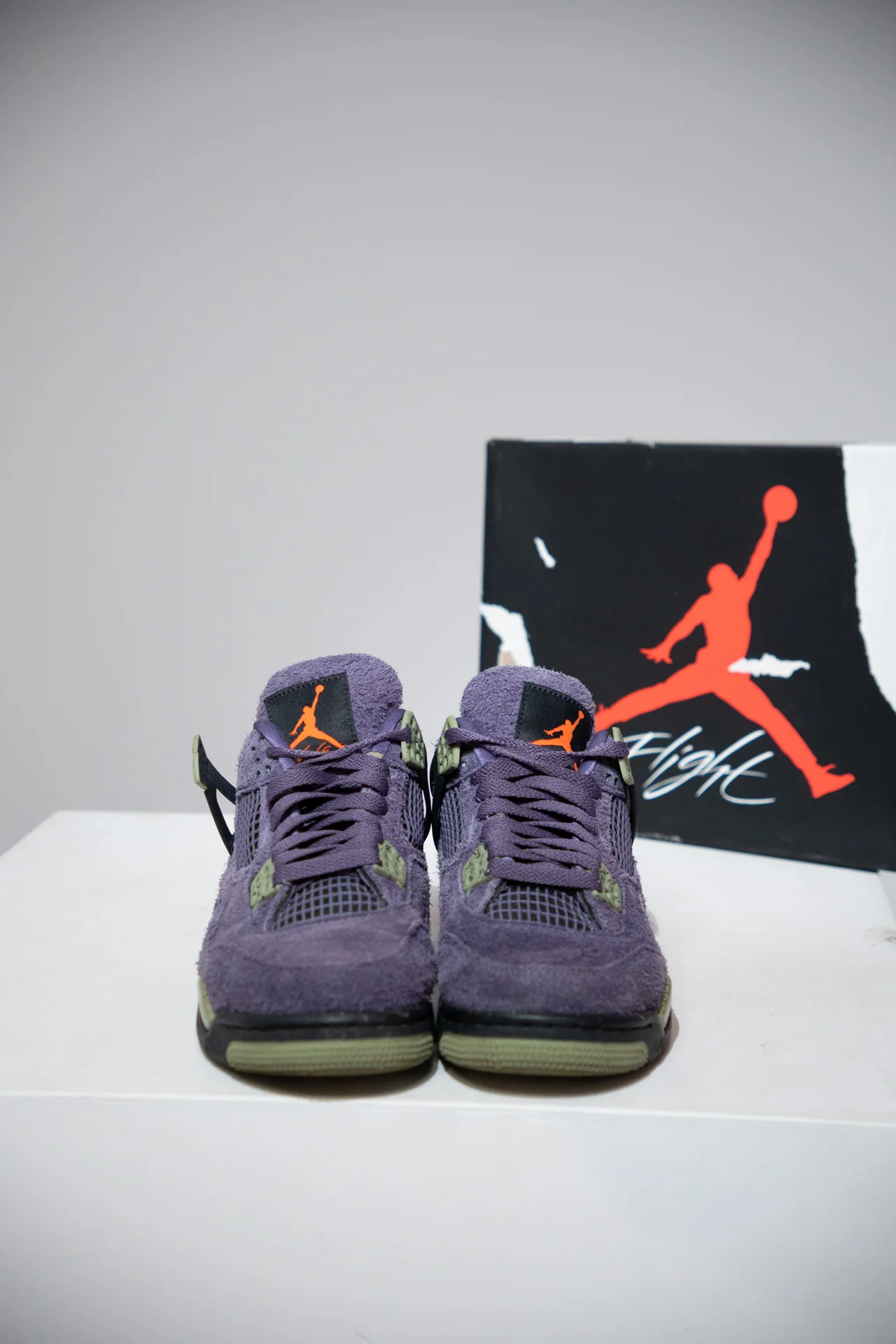 Jordan 4 Canyon purple (Taille 38,5) - Image 2