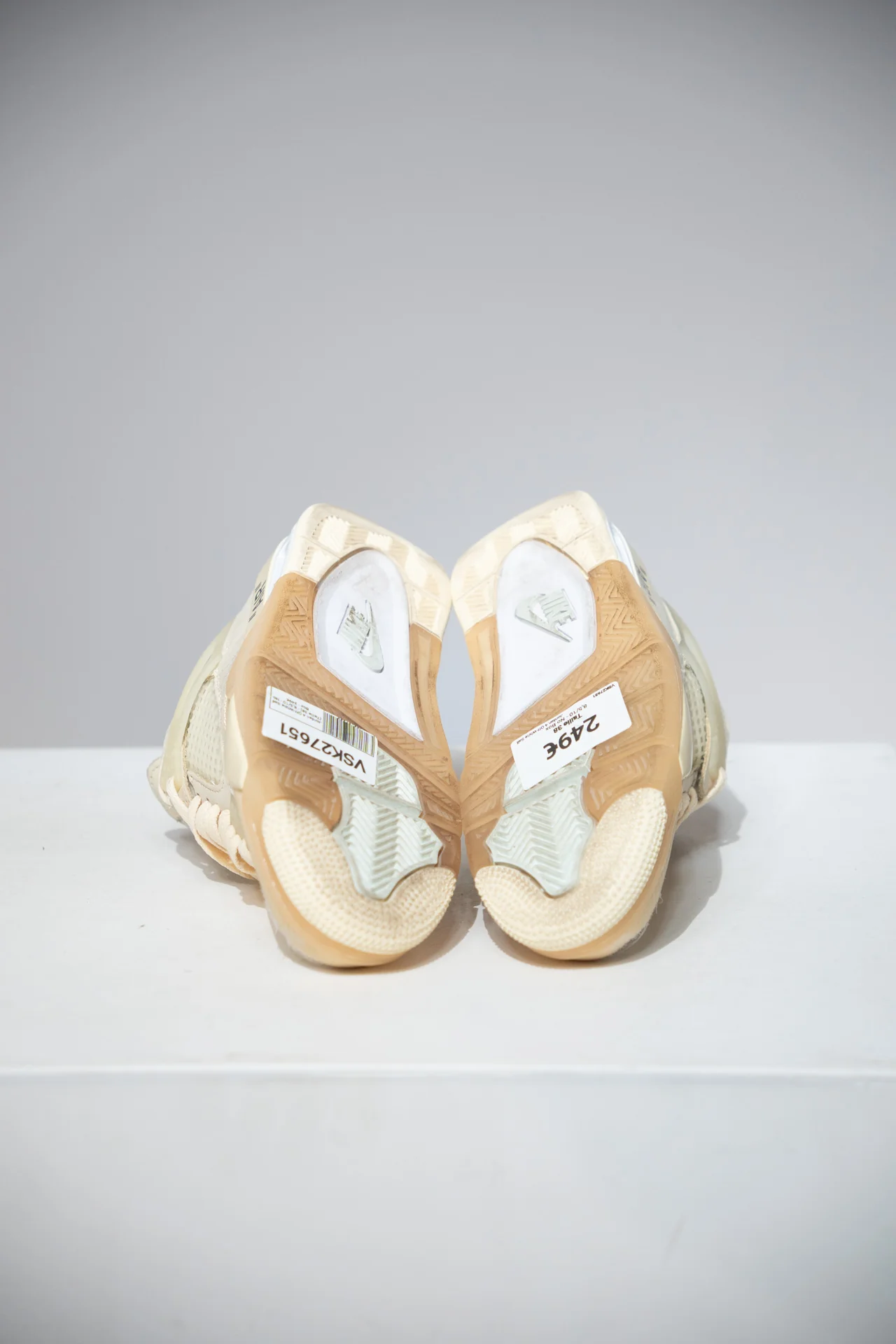 Jordan 4 Off-White Sail (Taille 38) - Image 3
