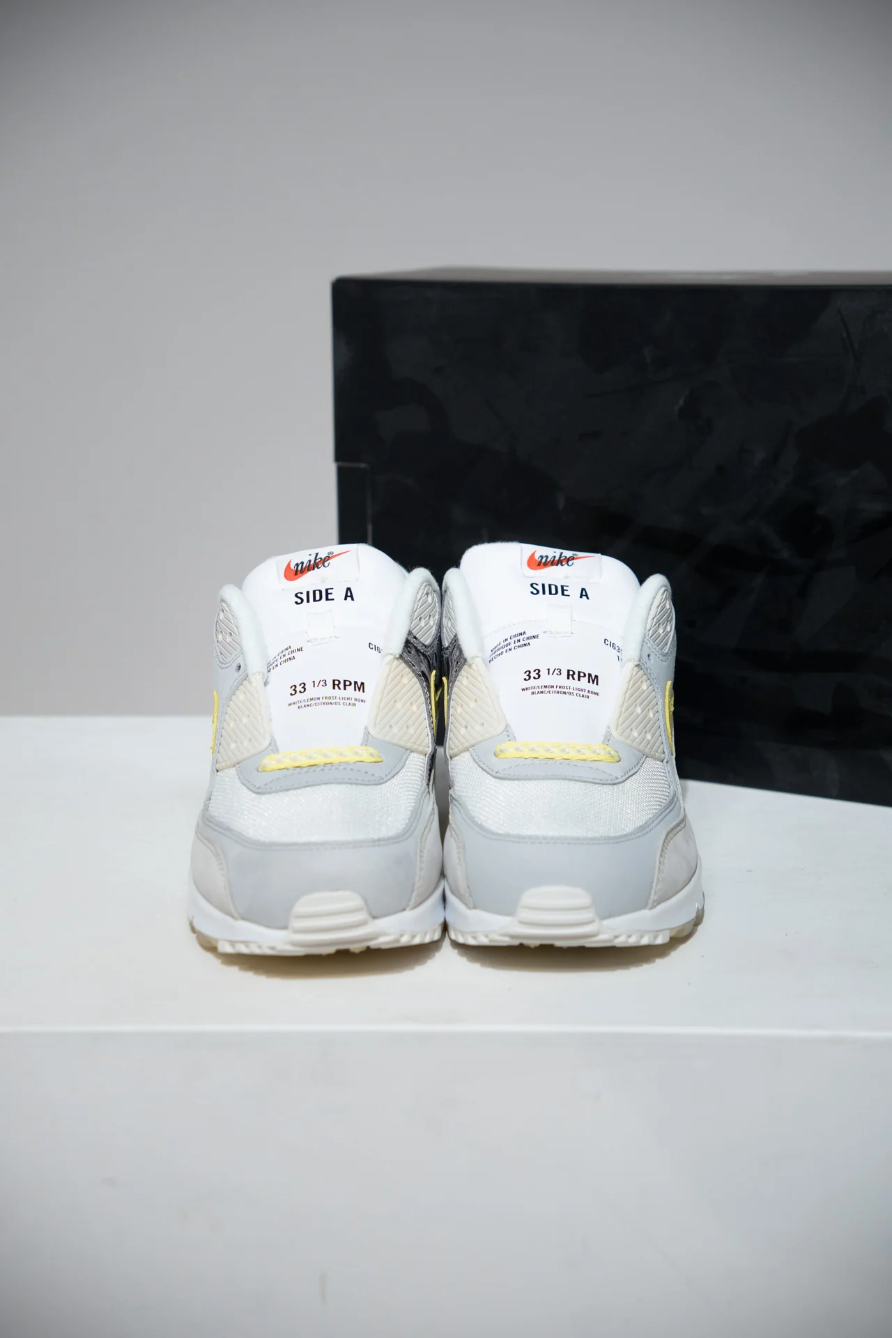 Air Max 90 Moon (Taille 42,5) - Image 2