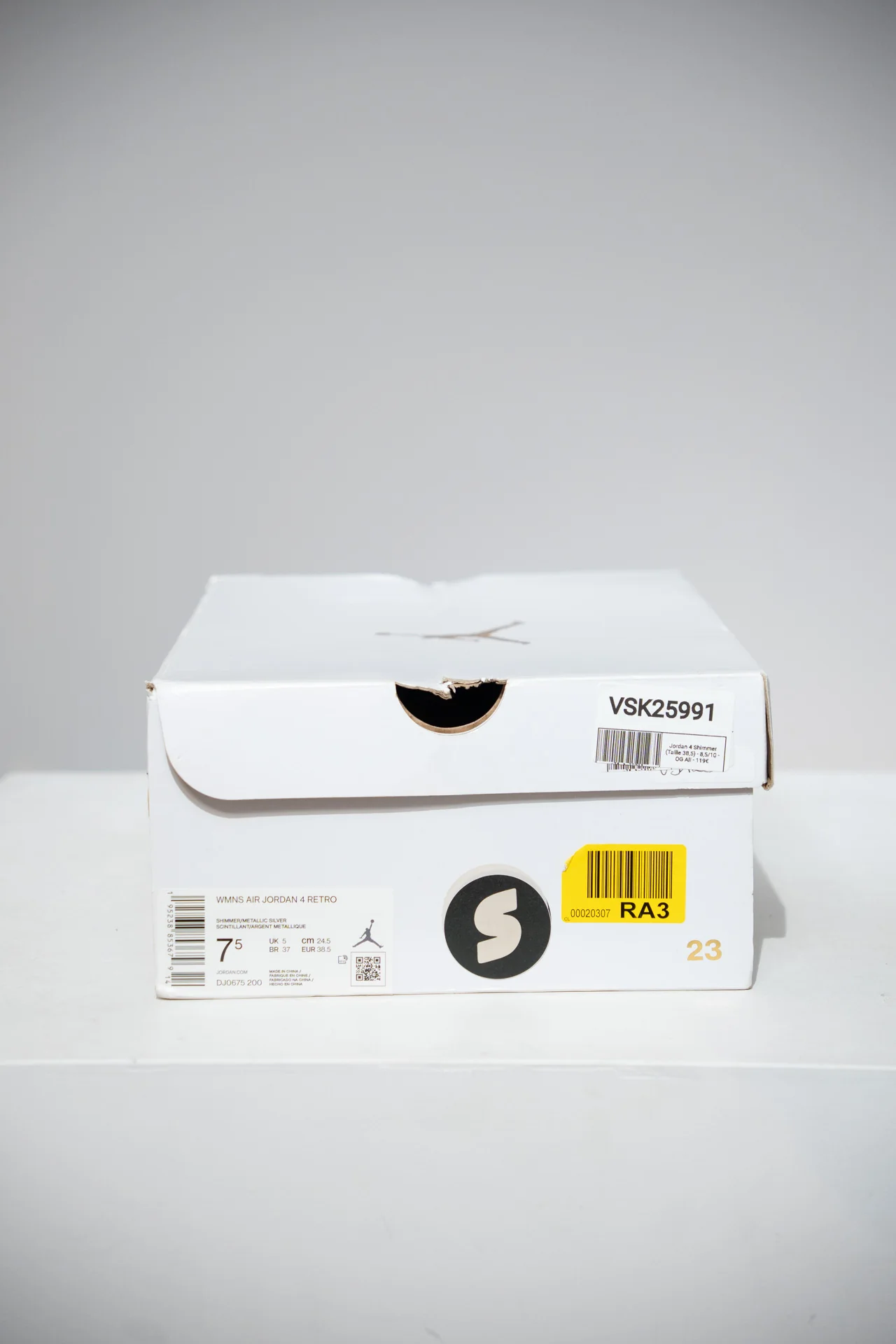 Jordan 4 Shimmer (Taille 38,5) - Image 4