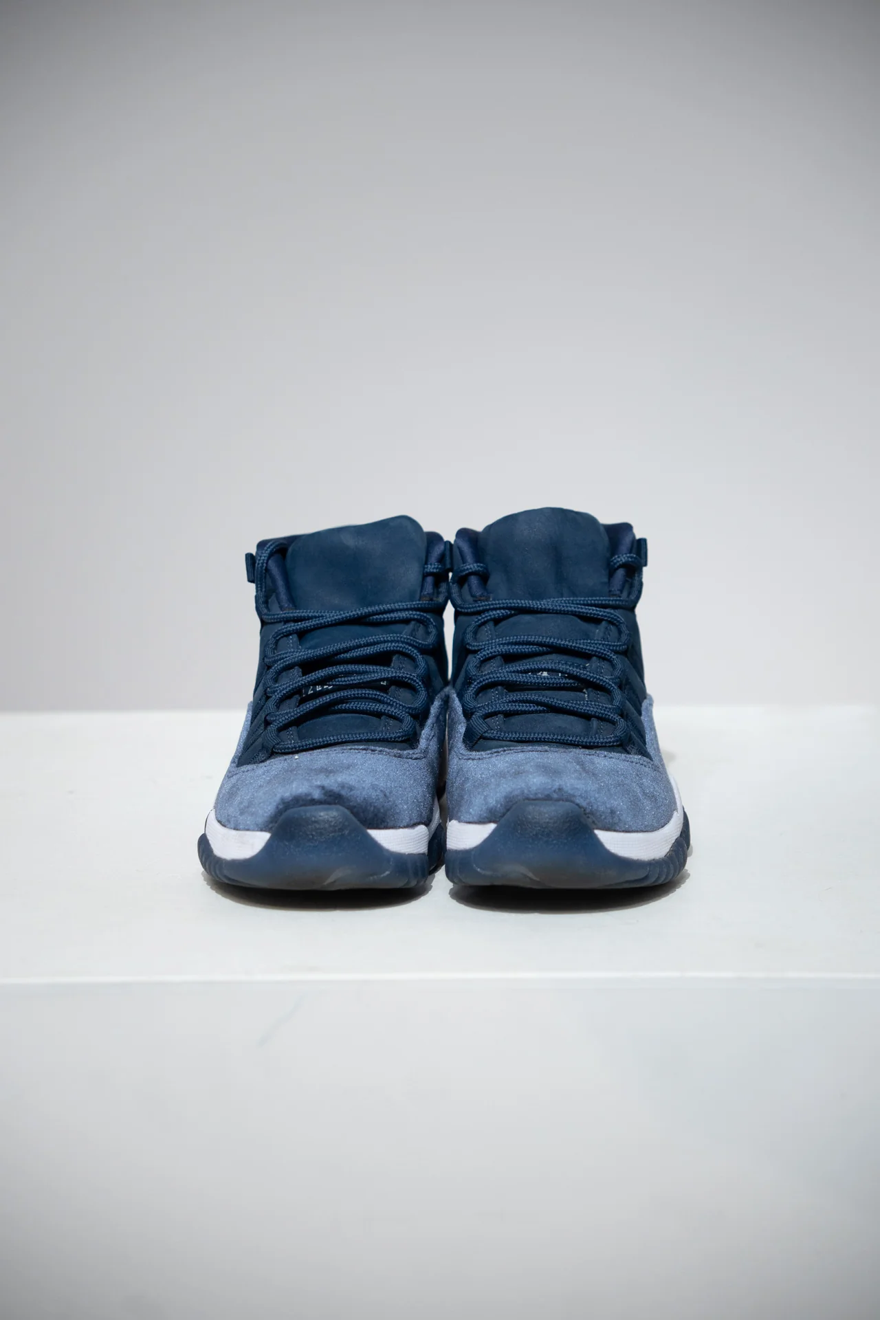 Jordan 11 Velvet (Taille 36) - Image 2