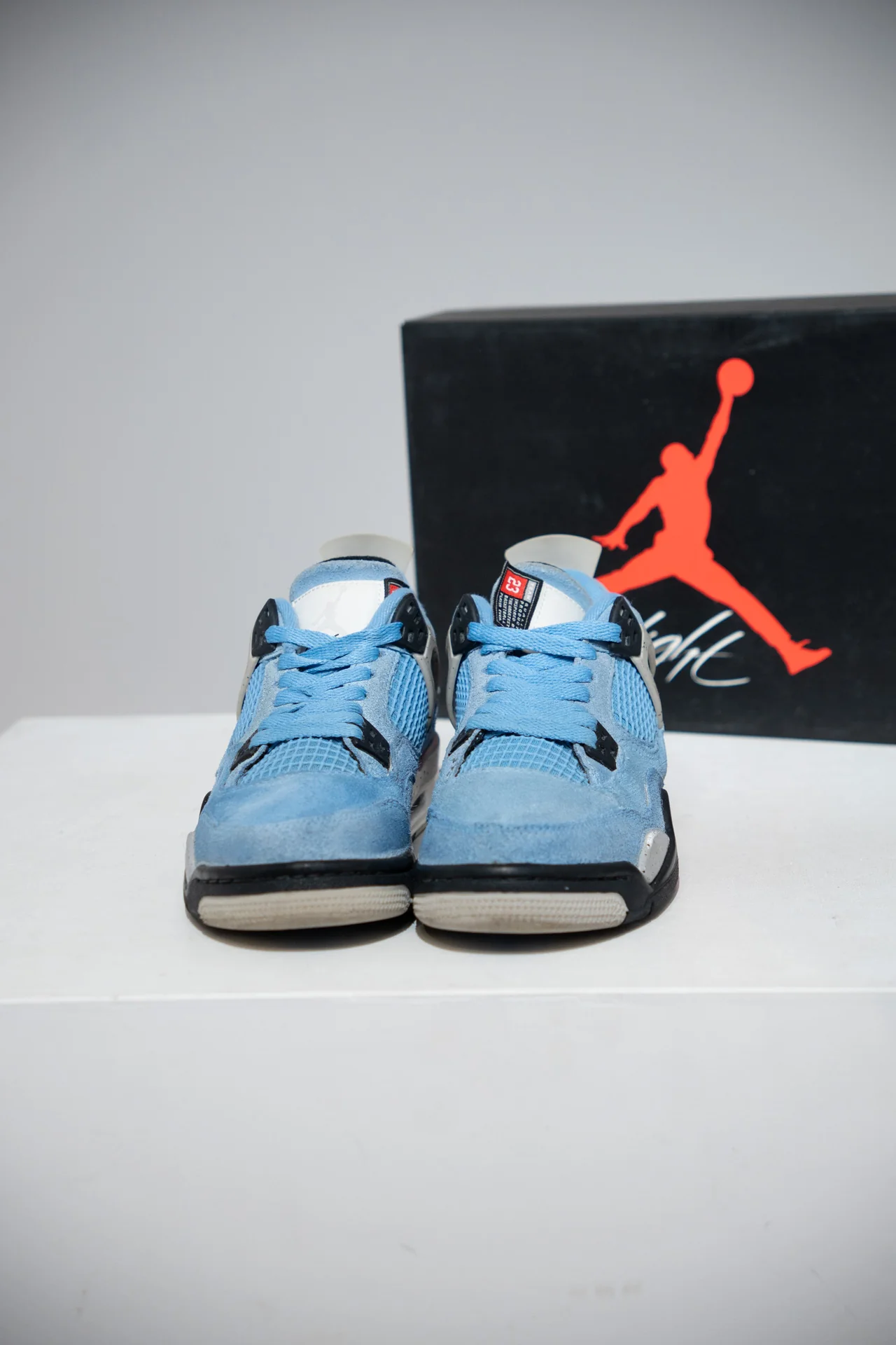 Jordan 4 UNC GS (Taille 36,5) - Image 2