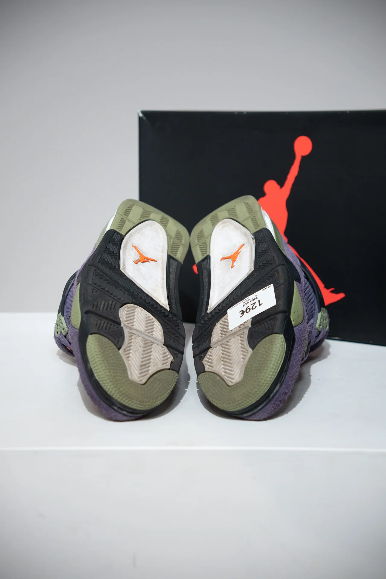 Jordan 4 Canyon purple (Taille 42,5) - Image 4
