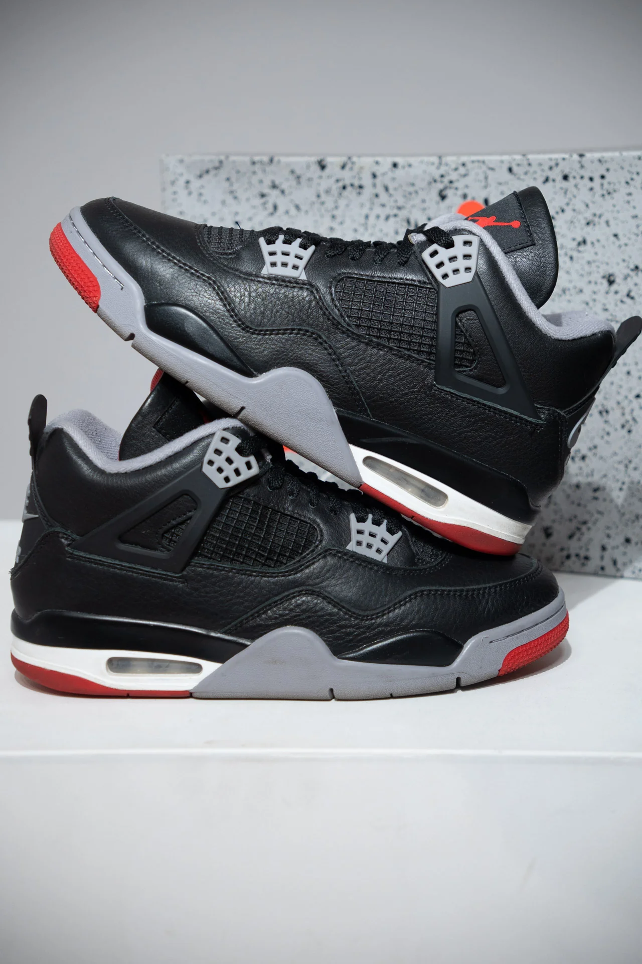 Jordan 4 Bred Reimagined (Taille 44)