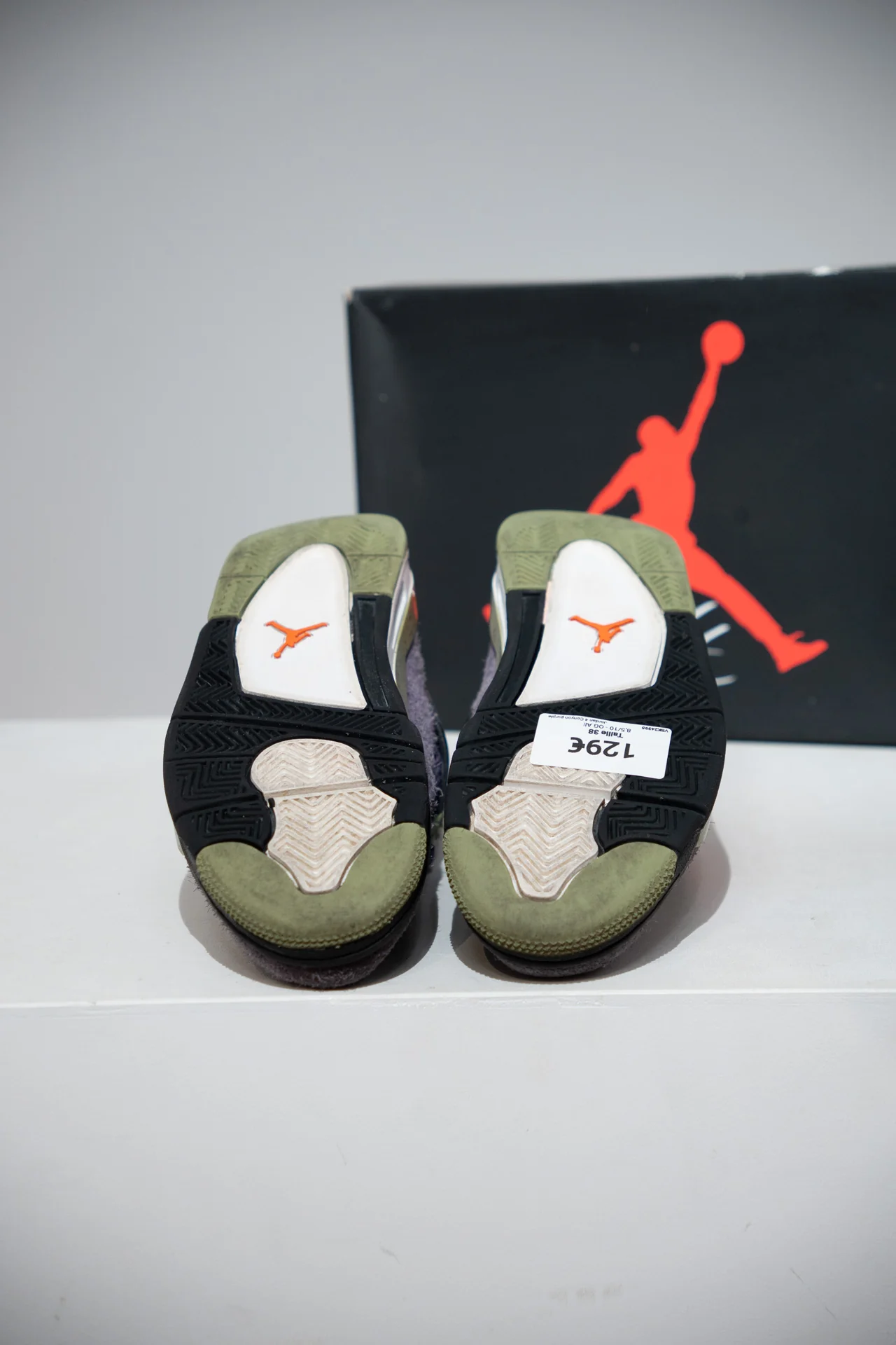 Jordan 4 Canyon purple (Taille 38) - Image 4