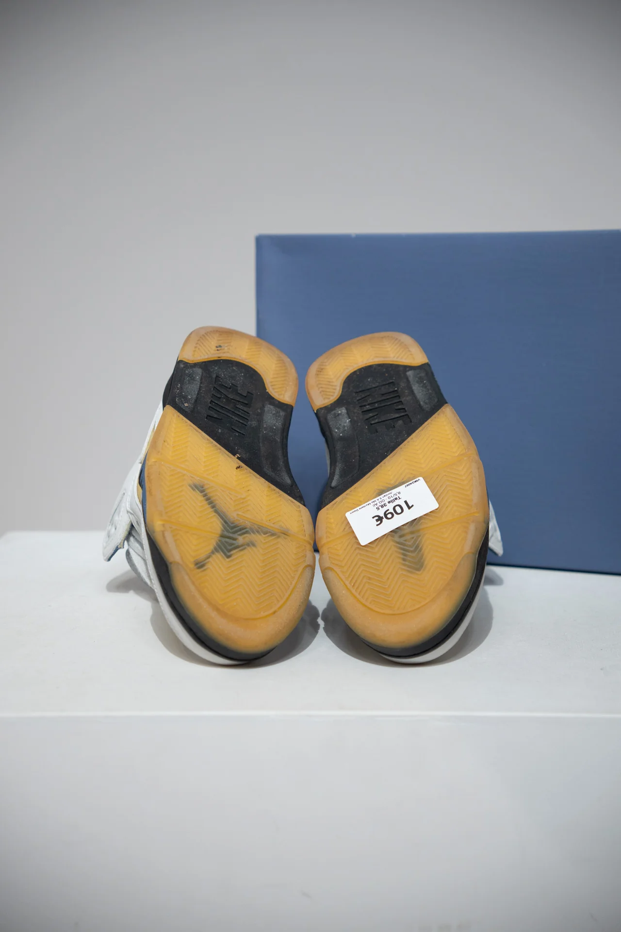 Jordan 5 A Ma Maniere Dawn (Taille 38,5) - Image 3