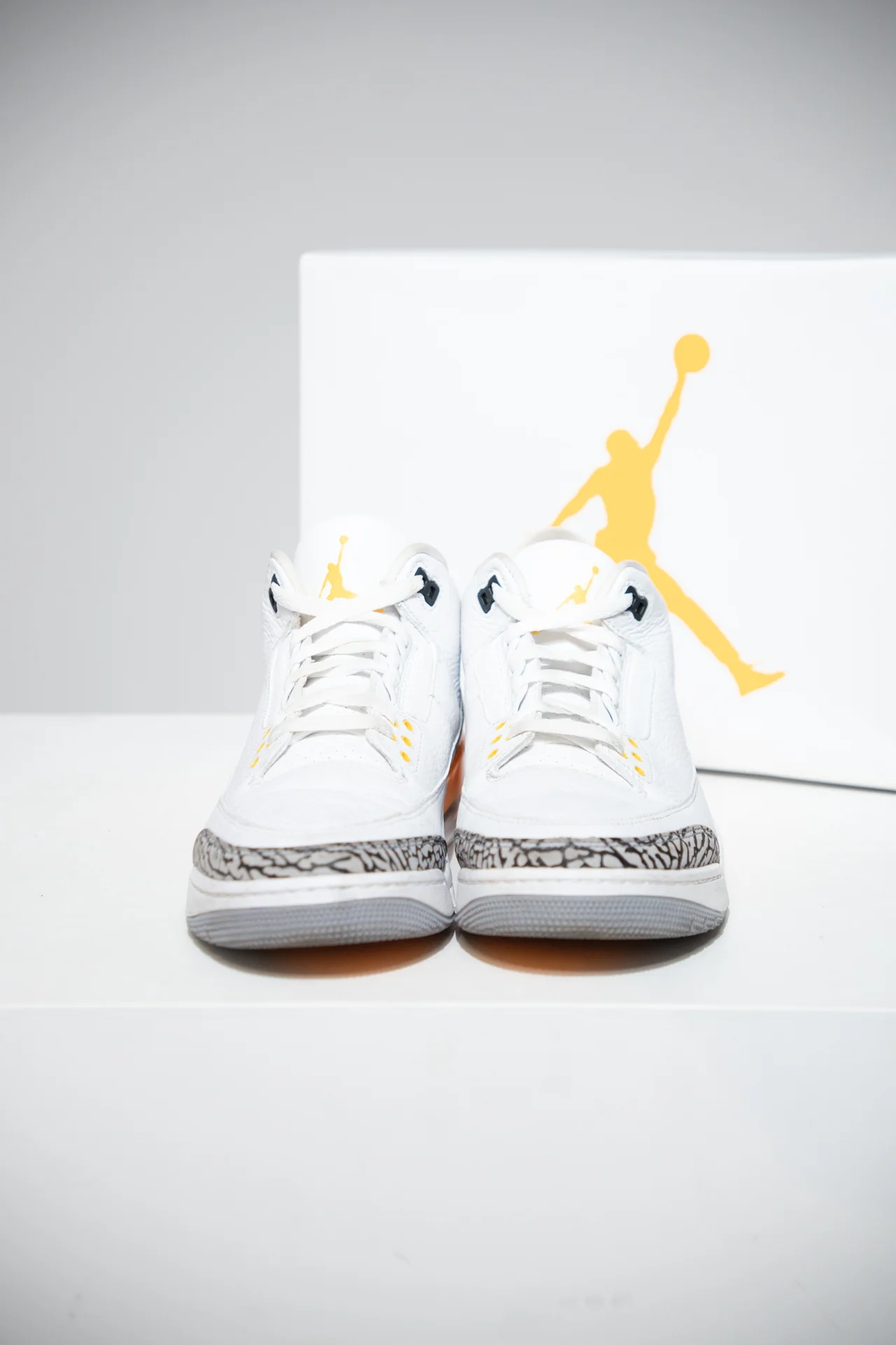 Jordan 3 Laser Orange (Taille 43) - Image 5