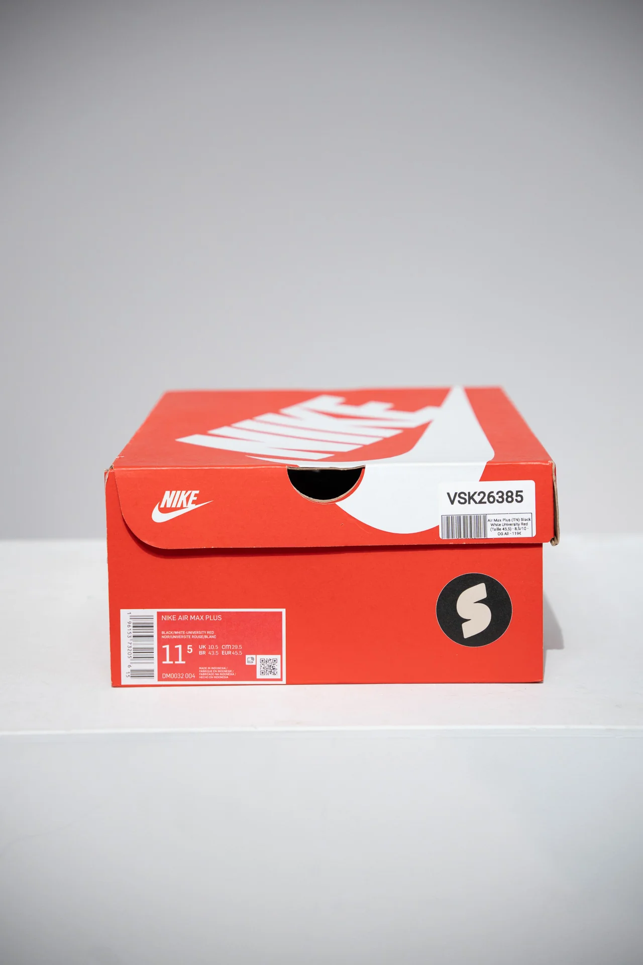 Air Max Plus (TN) Black White University Red (Taille 45,5) - Image 9