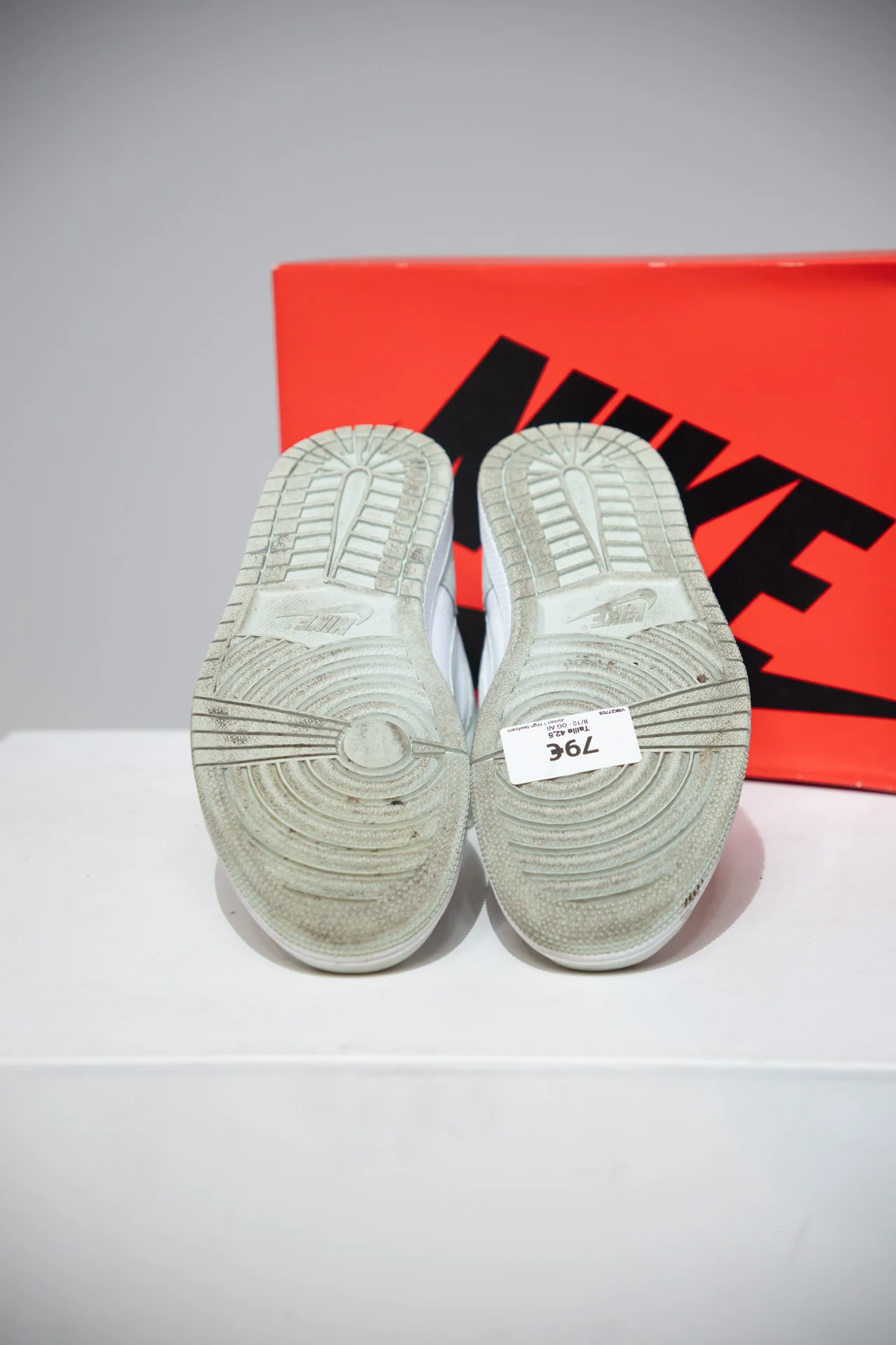 Jordan 1 High Seafoam (Taille 42,5) - Image 5
