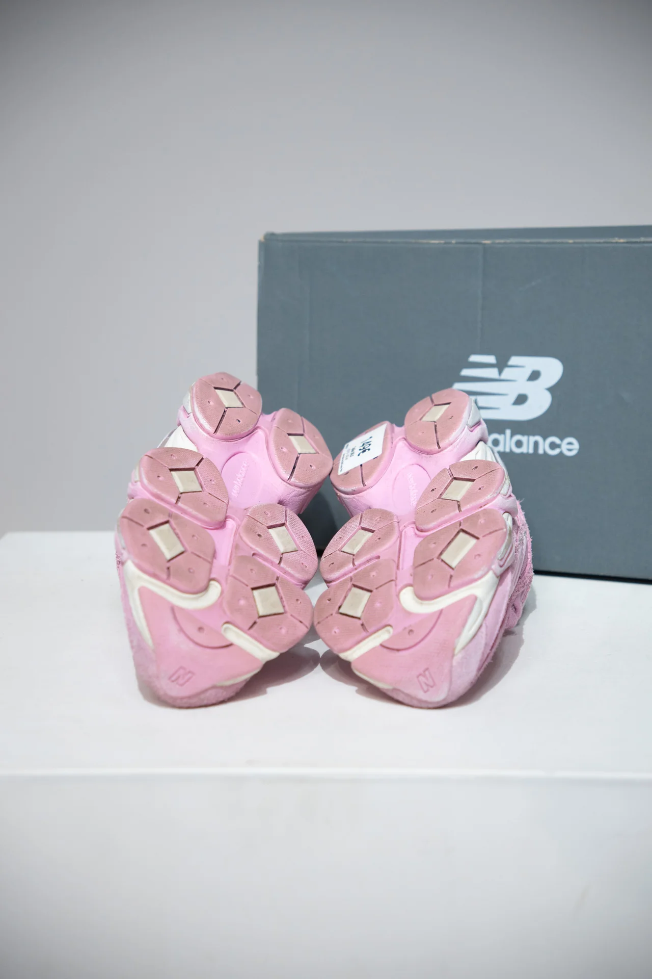 New Balance 9060 Asos Pink (Taille 38,5) - Image 2