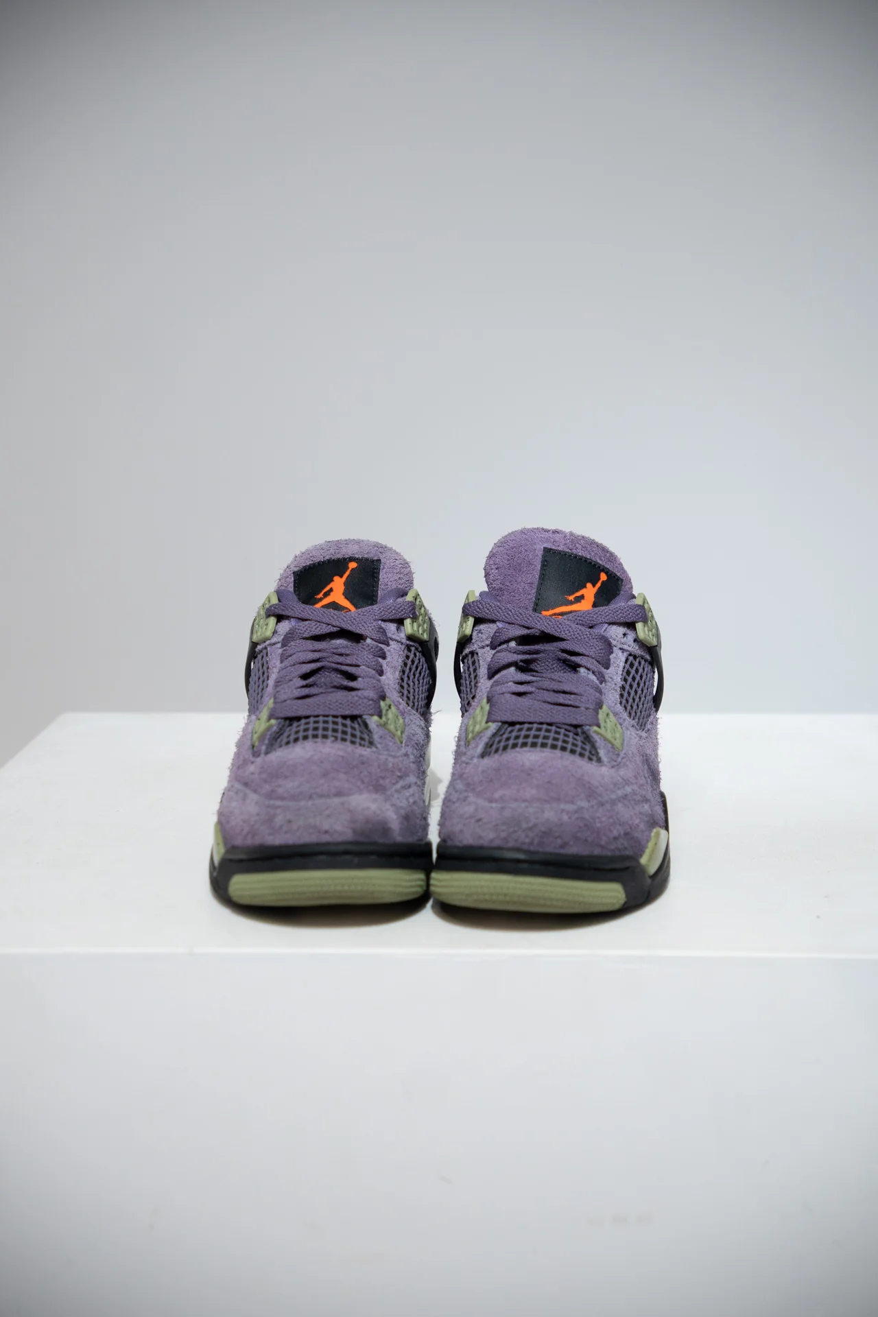 Jordan 4 Canyon purple (Taille 38) - Image 2