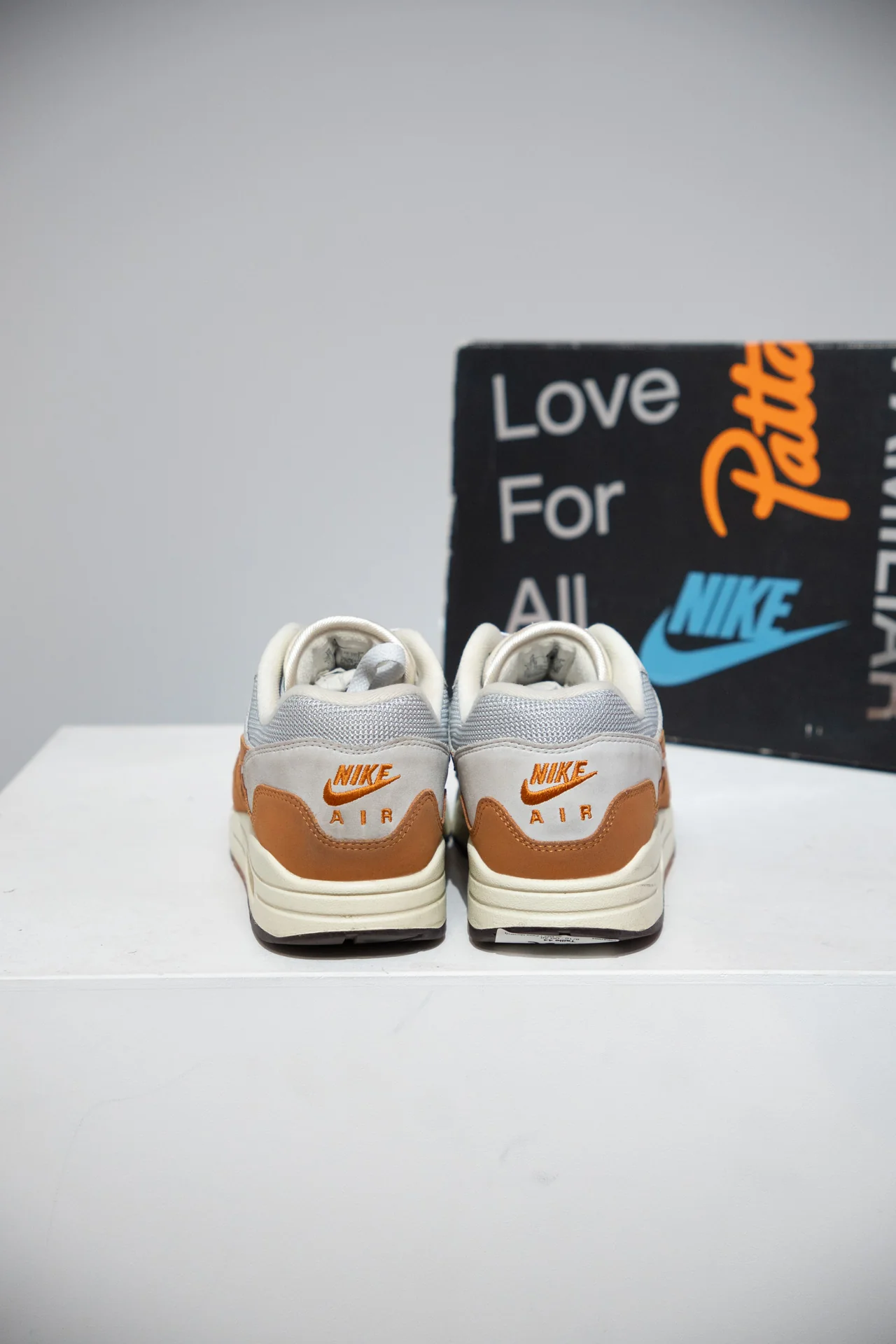 Air Max 1 Patta Monarch (Taille 44) - Image 3