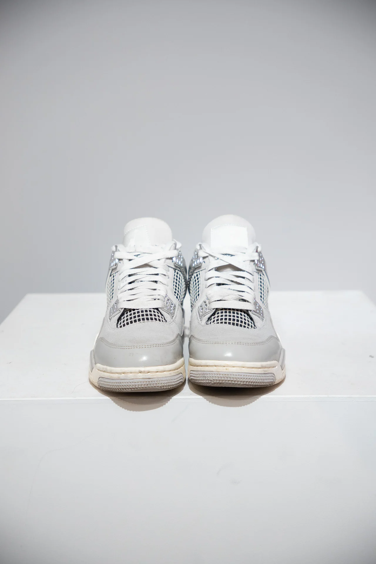Jordan 4 Frozen Moments (Taille 38,5) - Image 2