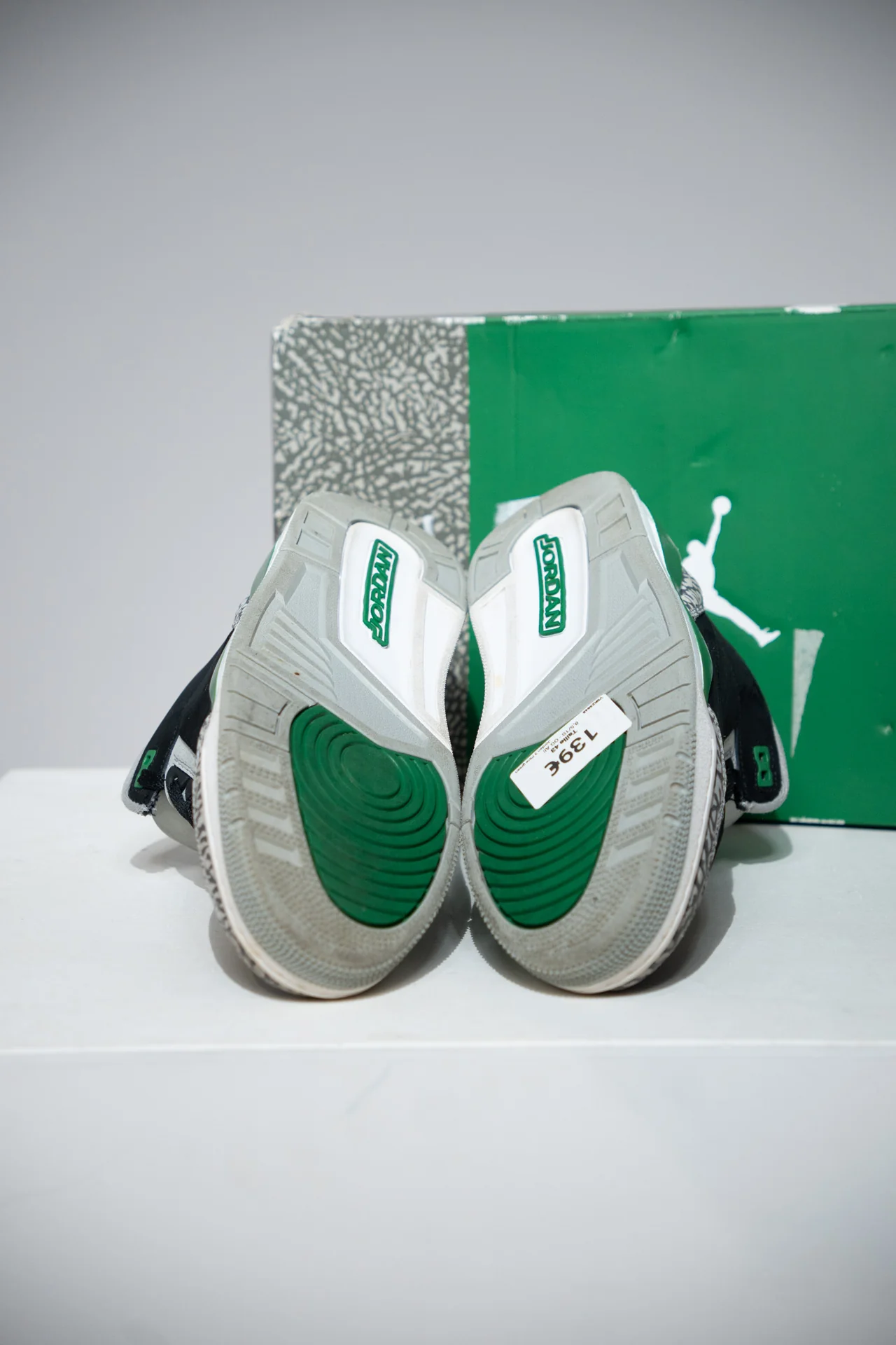 Jordan 3 Pine green (Taille 43) - Image 8