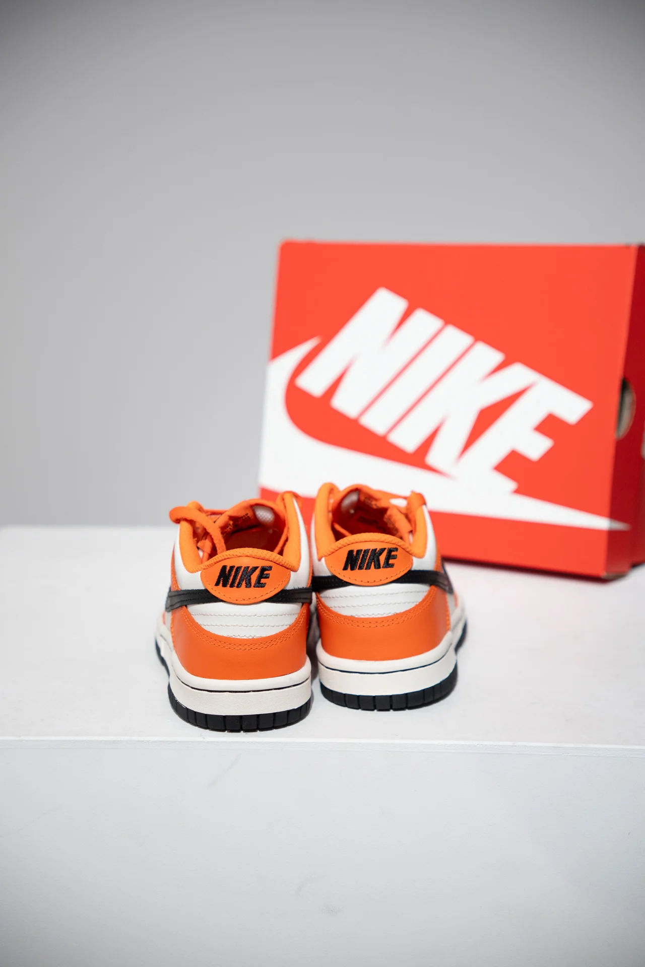 Dunk Low Safety Orange GS (Taille 35,5) - Image 3