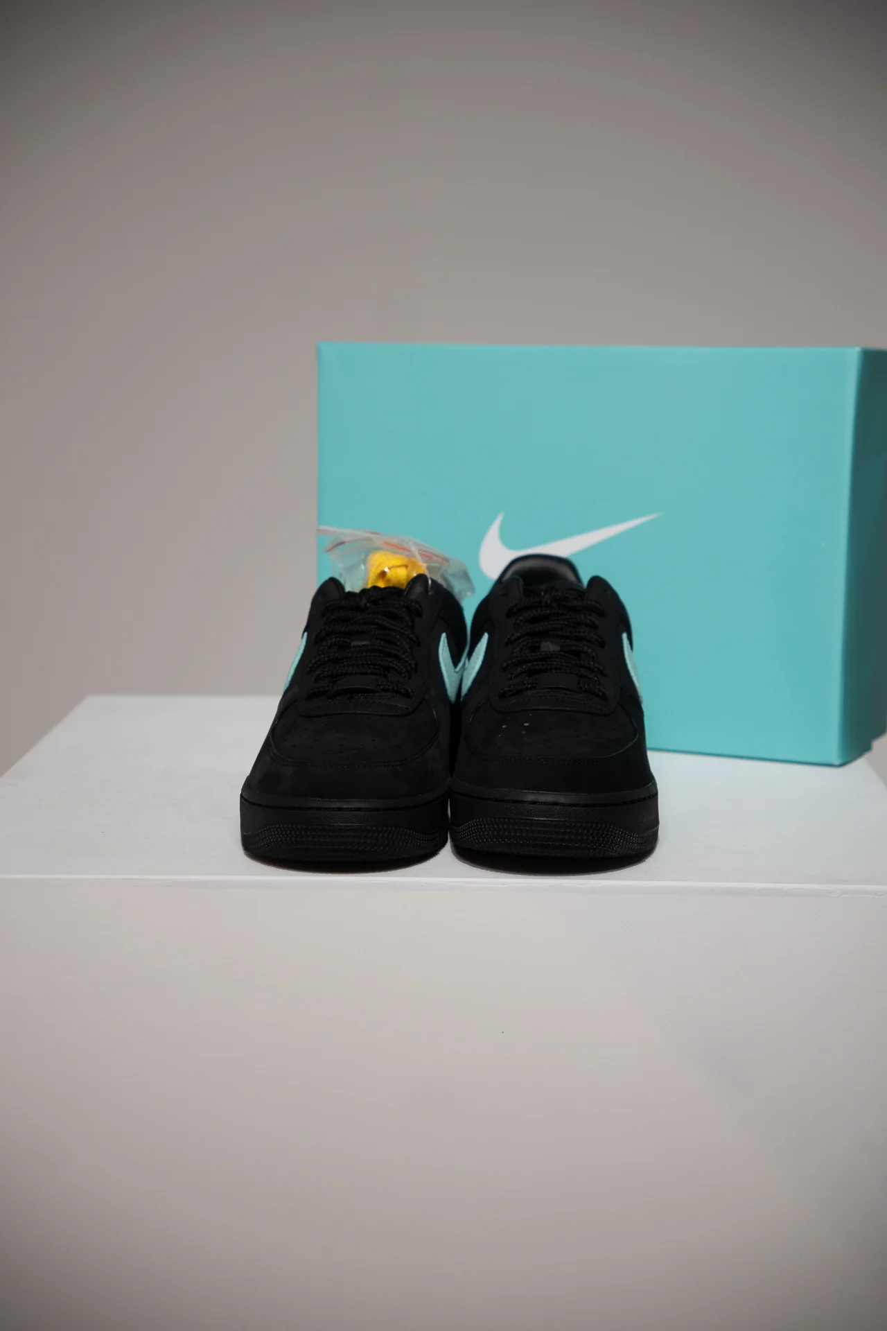 Air Force 1 Tiffany (Taille 42) - Image 2