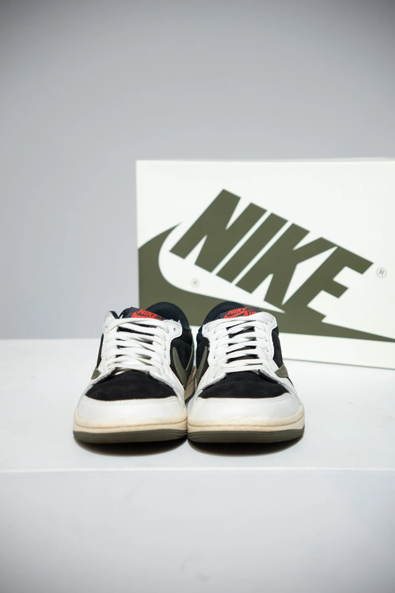 Jordan 1 Low Travis Scott Olive (Taille 37,5) - Image 3