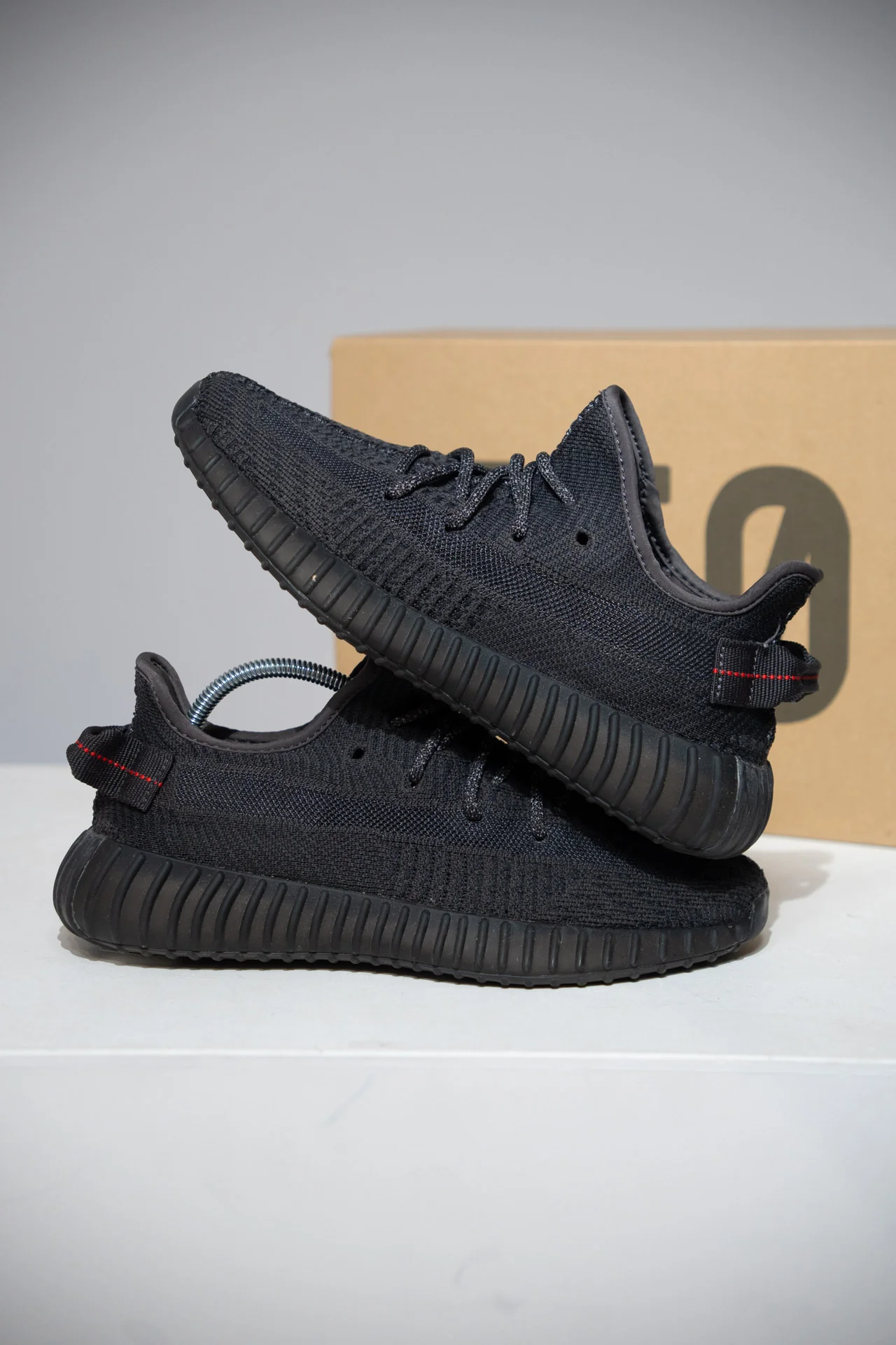 Yeezy 350 V2 Black Reflective (Taille 38 2/3)