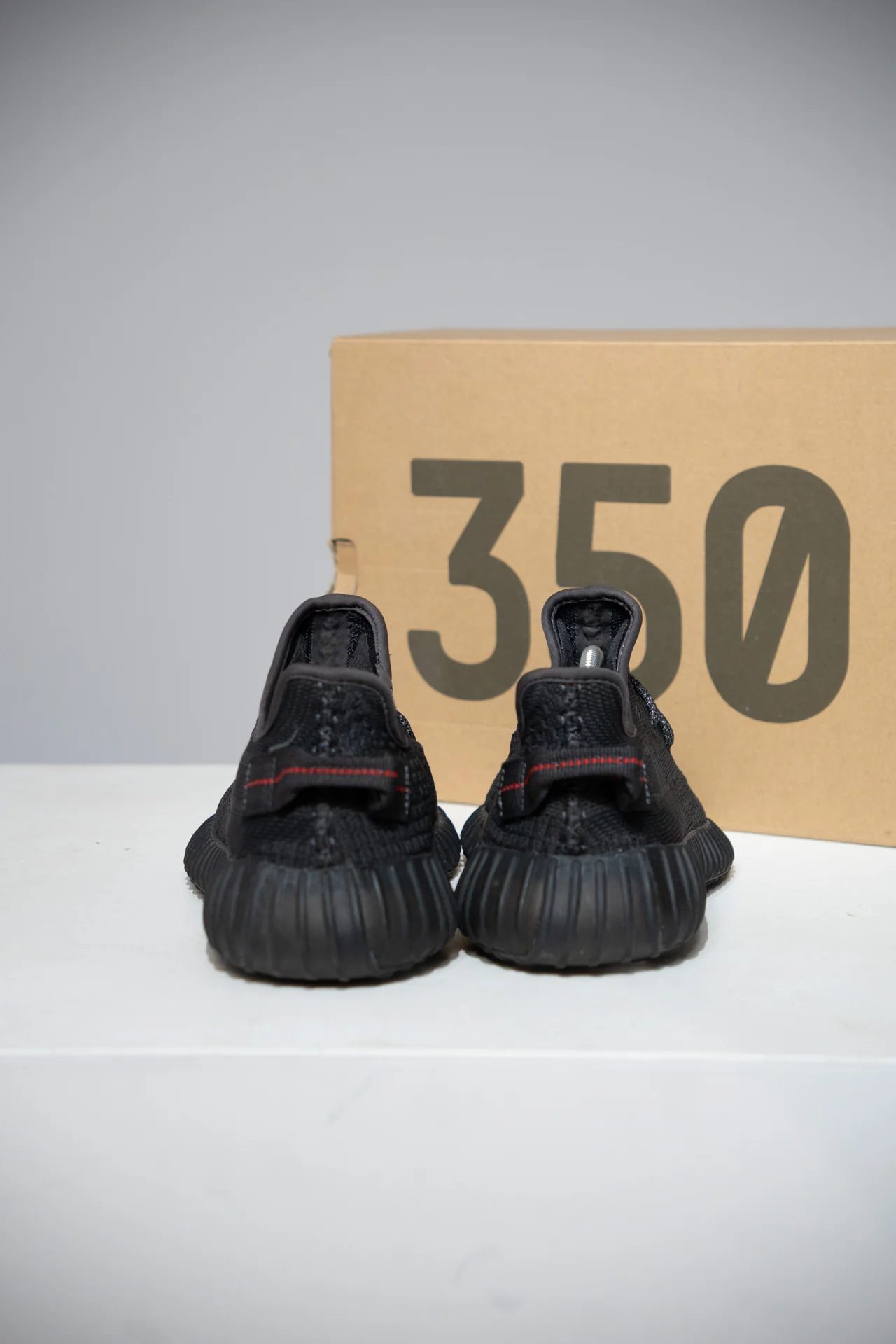 Yeezy 350 V2 Black Reflective (Taille 38 2/3) - Image 3
