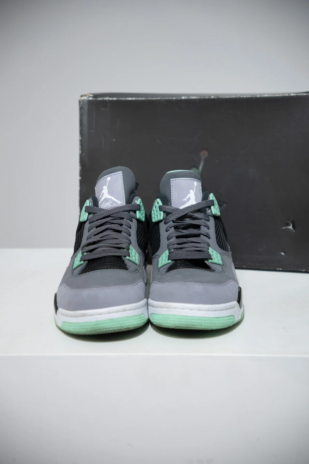 Jordan 4 Green Glow (Taille 44) - Image 2