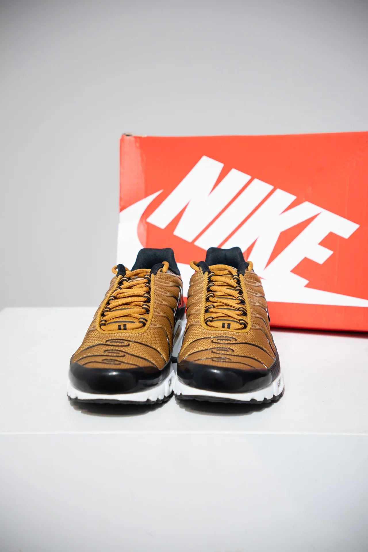 Air Max Plus (TN) Golden Harvest (Taille 43) - Image 3