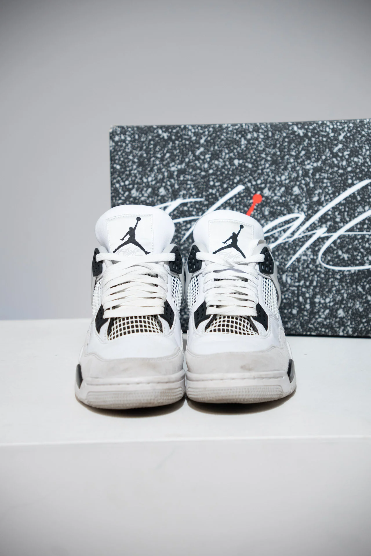 Jordan 4 Military Black (Taille 41) - Image 2