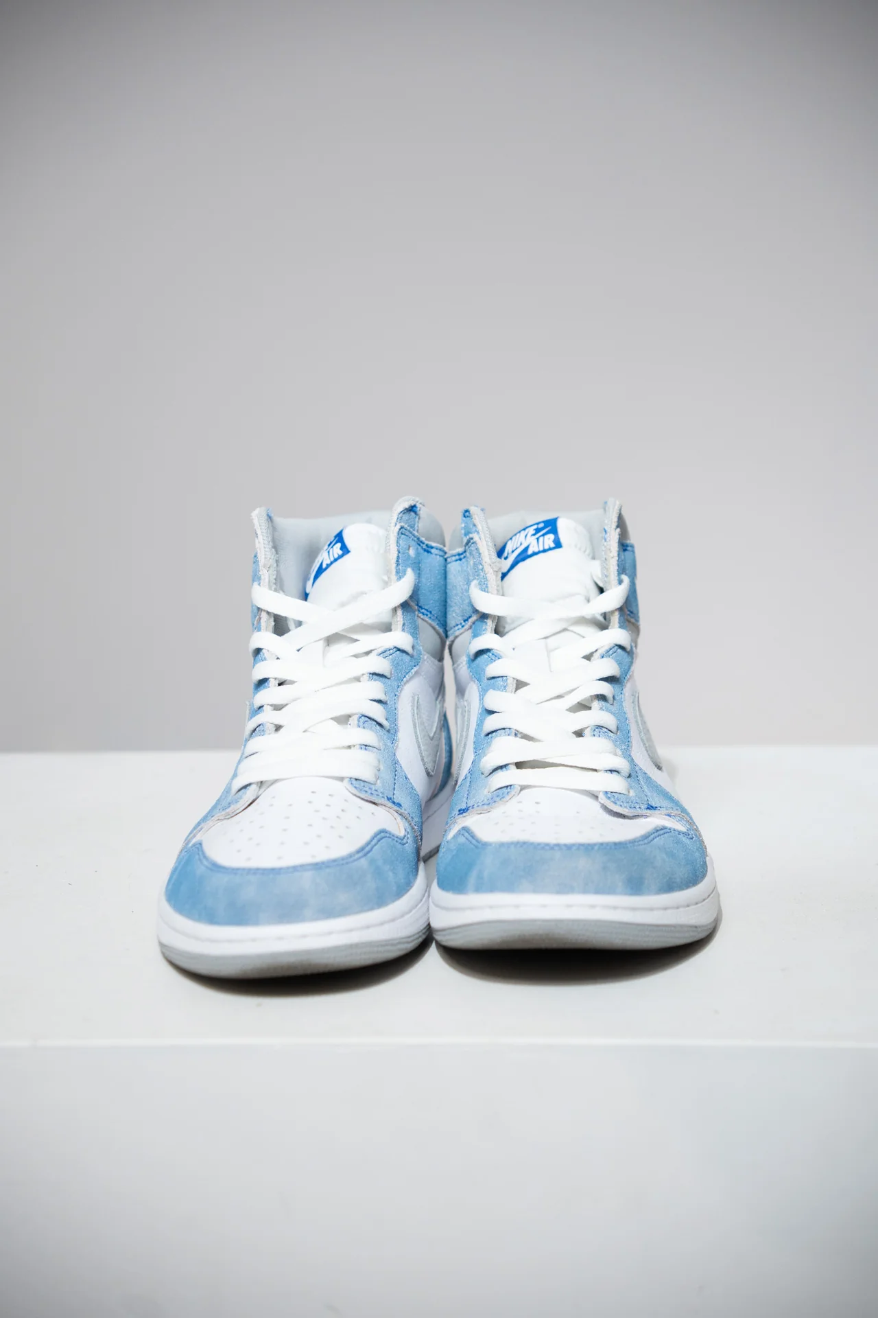 Jordan 1 High Hyper Royal (Taille 45) - Image 2
