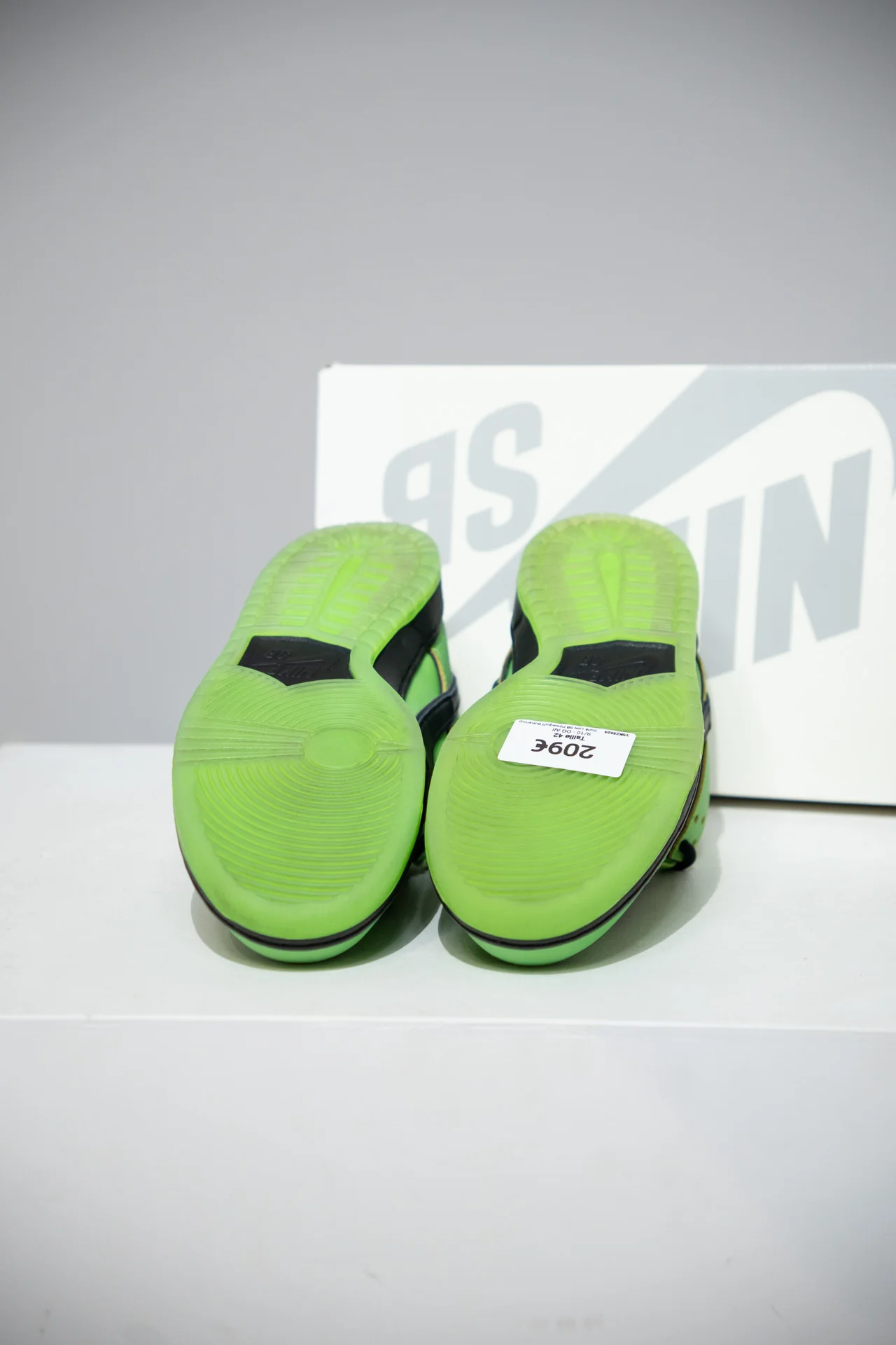Dunk Low SB Powerpuff Buttercup (Taille 42) - Image 5