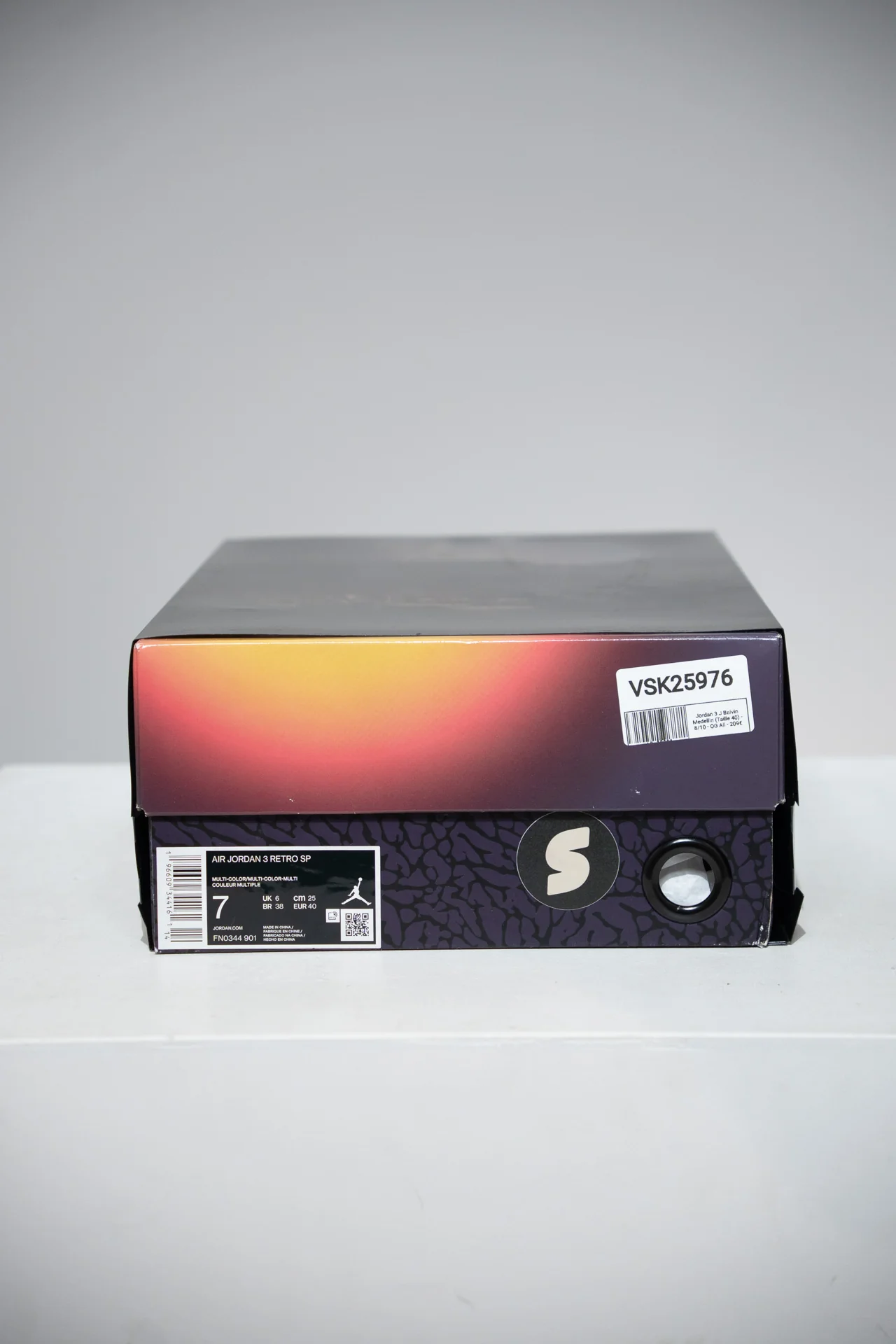 Jordan 3 J Balvin Medellin (Taille 40) - Image 5