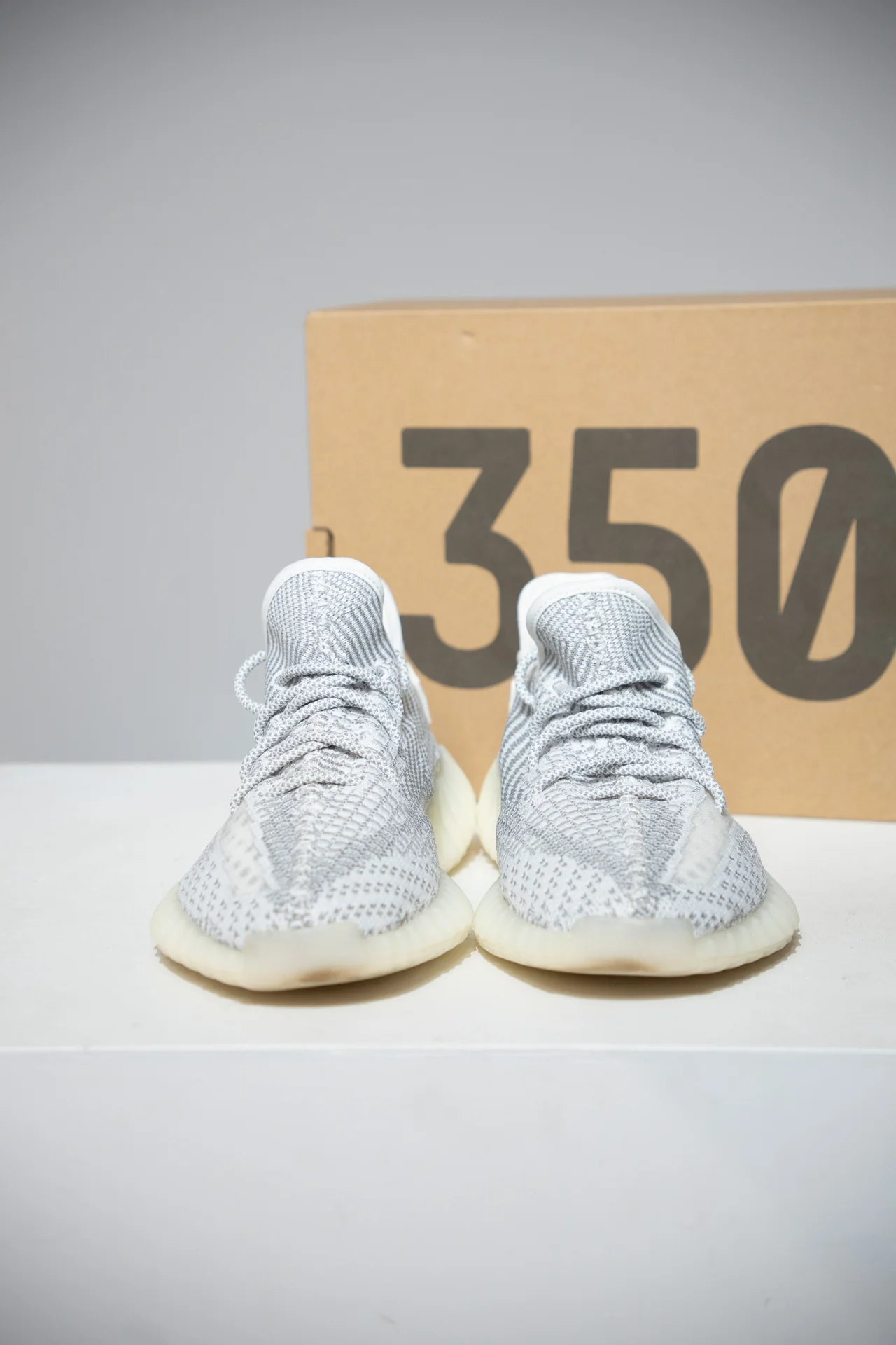 Yeezy 350 V2 Static (Taille 42) - Image 8