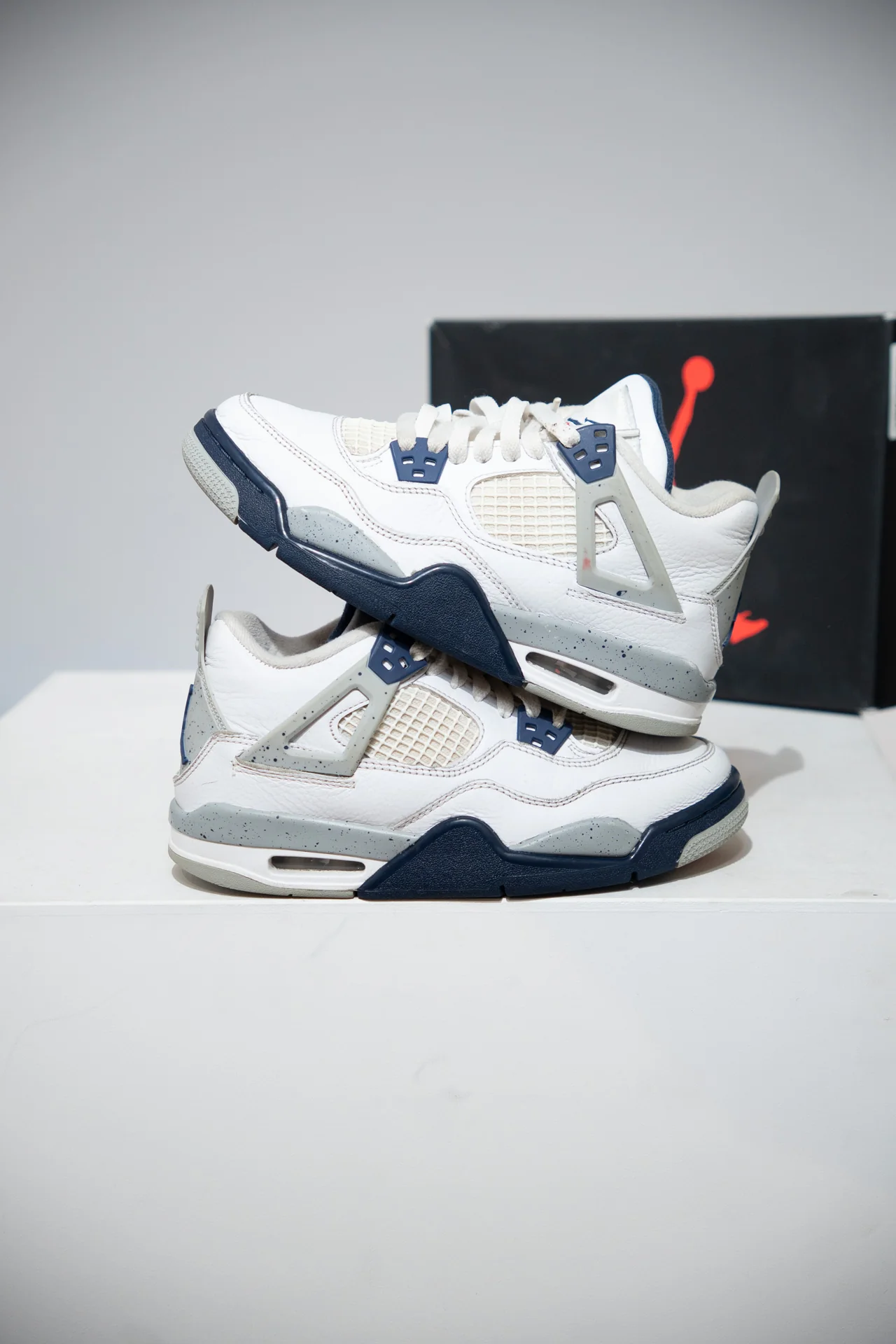 Jordan 4 Midnight Navy GS (Taille 36,5)