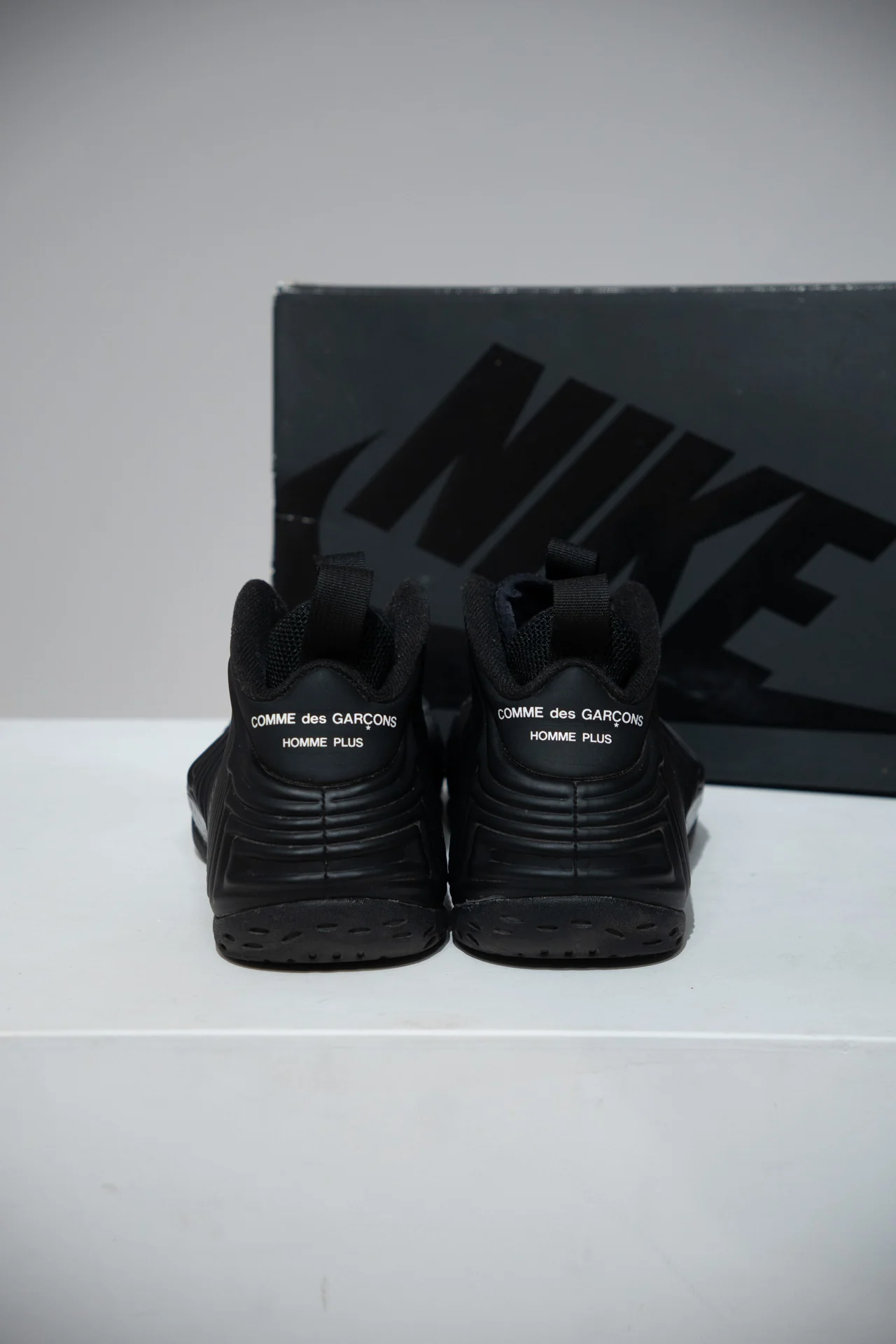 Foamposite CDG Black (Taille 43) - Image 3