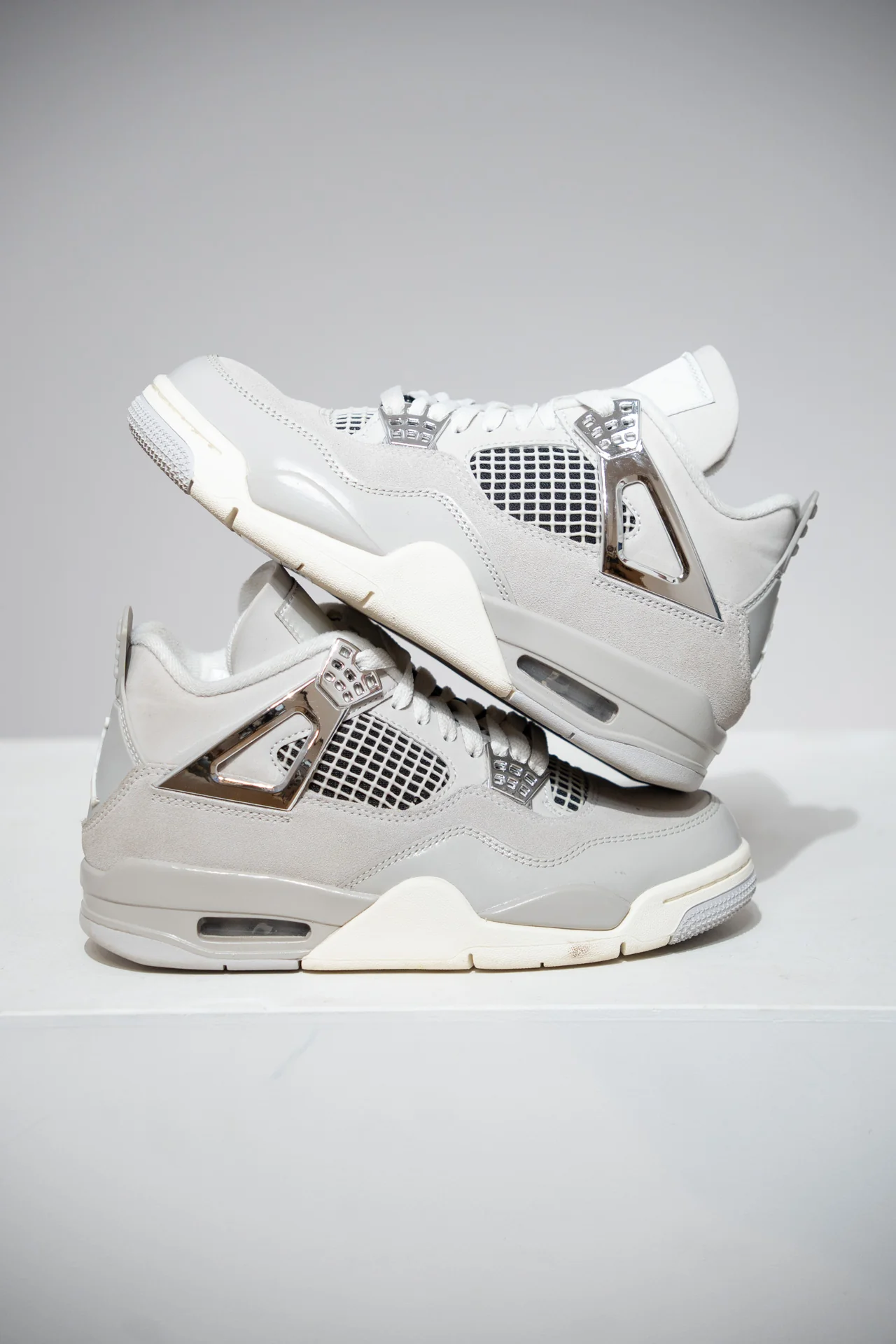 Jordan 4 Frozen Moments (Taille 36,5)