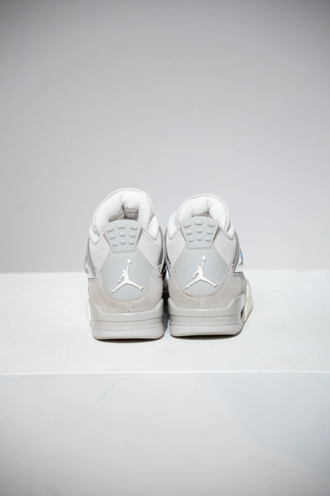 Jordan 4 Frozen Moments (Taille 36,5) - Image 3