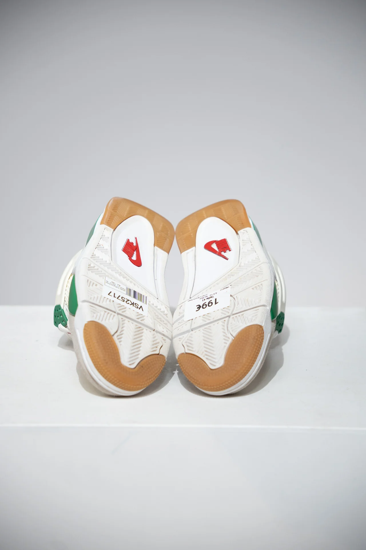Jordan 4 SB pine Green (Taille 41) - Image 7
