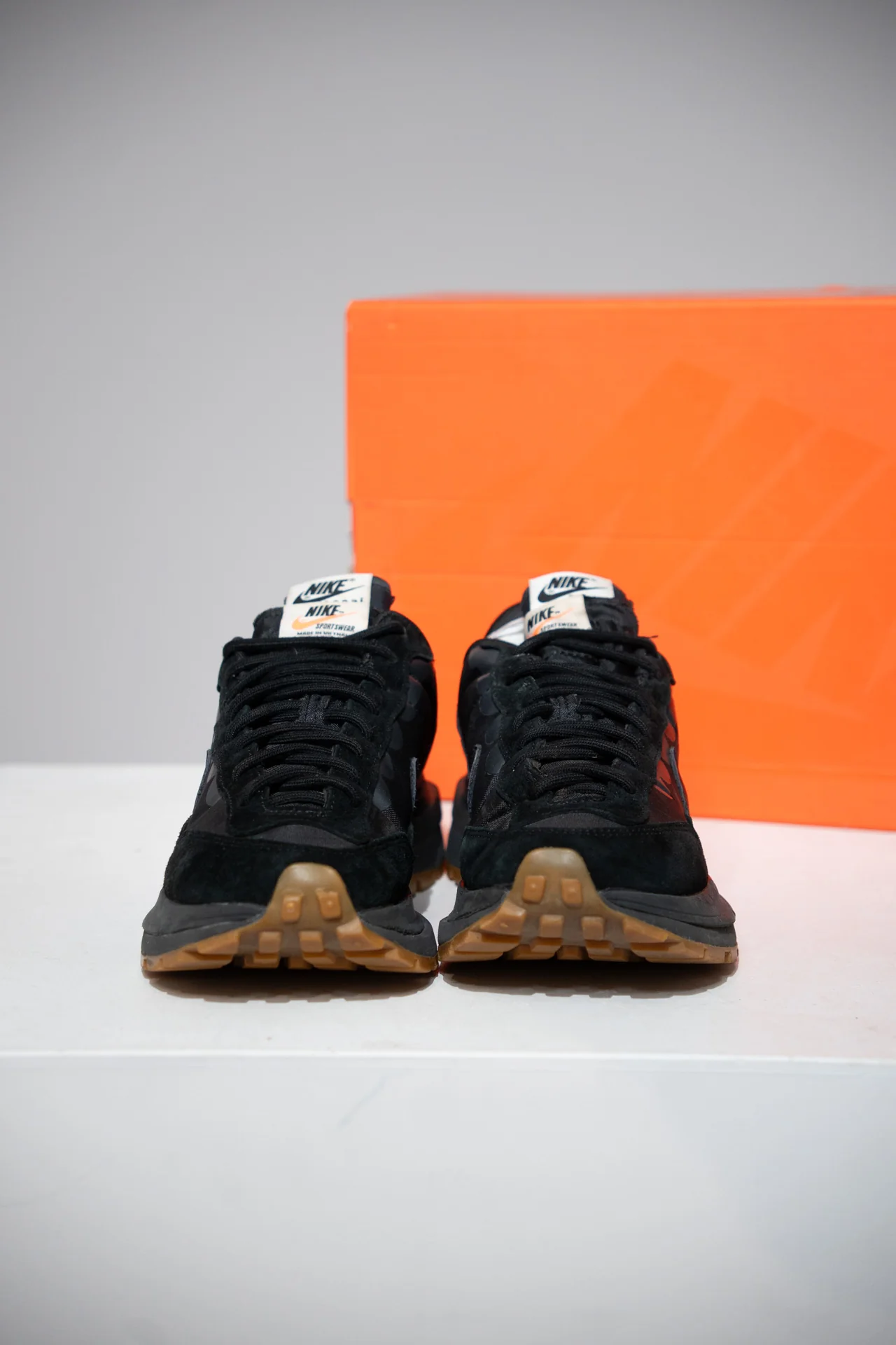 Sacai Vaporwafffle Black Gum (Taille 38,5) - Image 2
