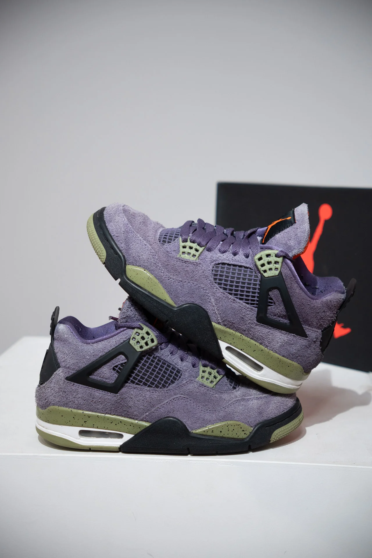Jordan 4 Canyon purple (Taille 39)