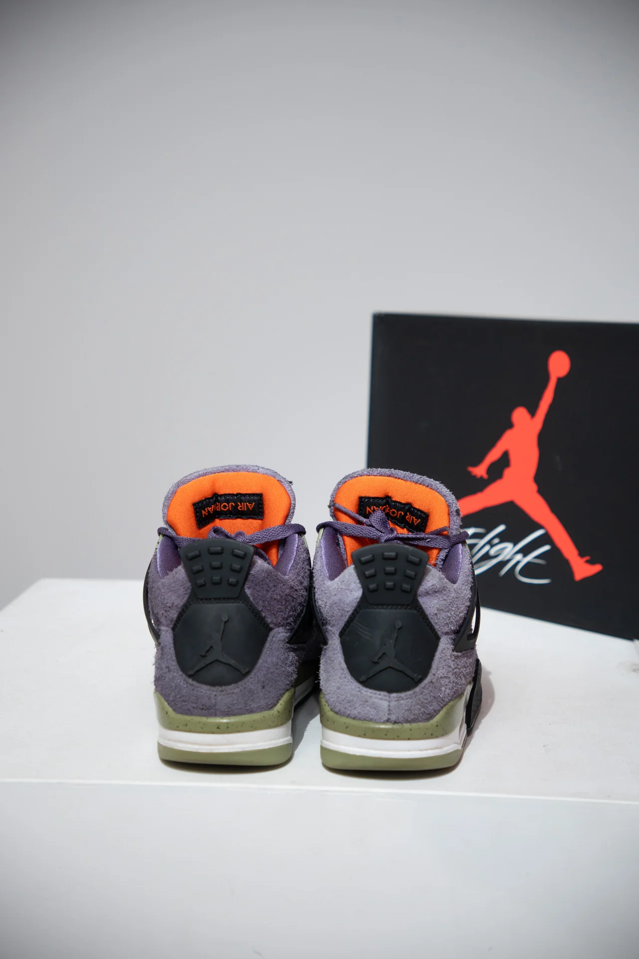 Jordan 4 Canyon purple (Taille 39) - Image 3