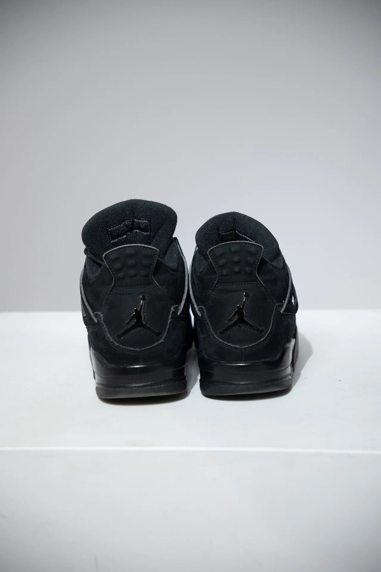 Jordan 4 Black Cat 2020 (Taille 43) - Image 2