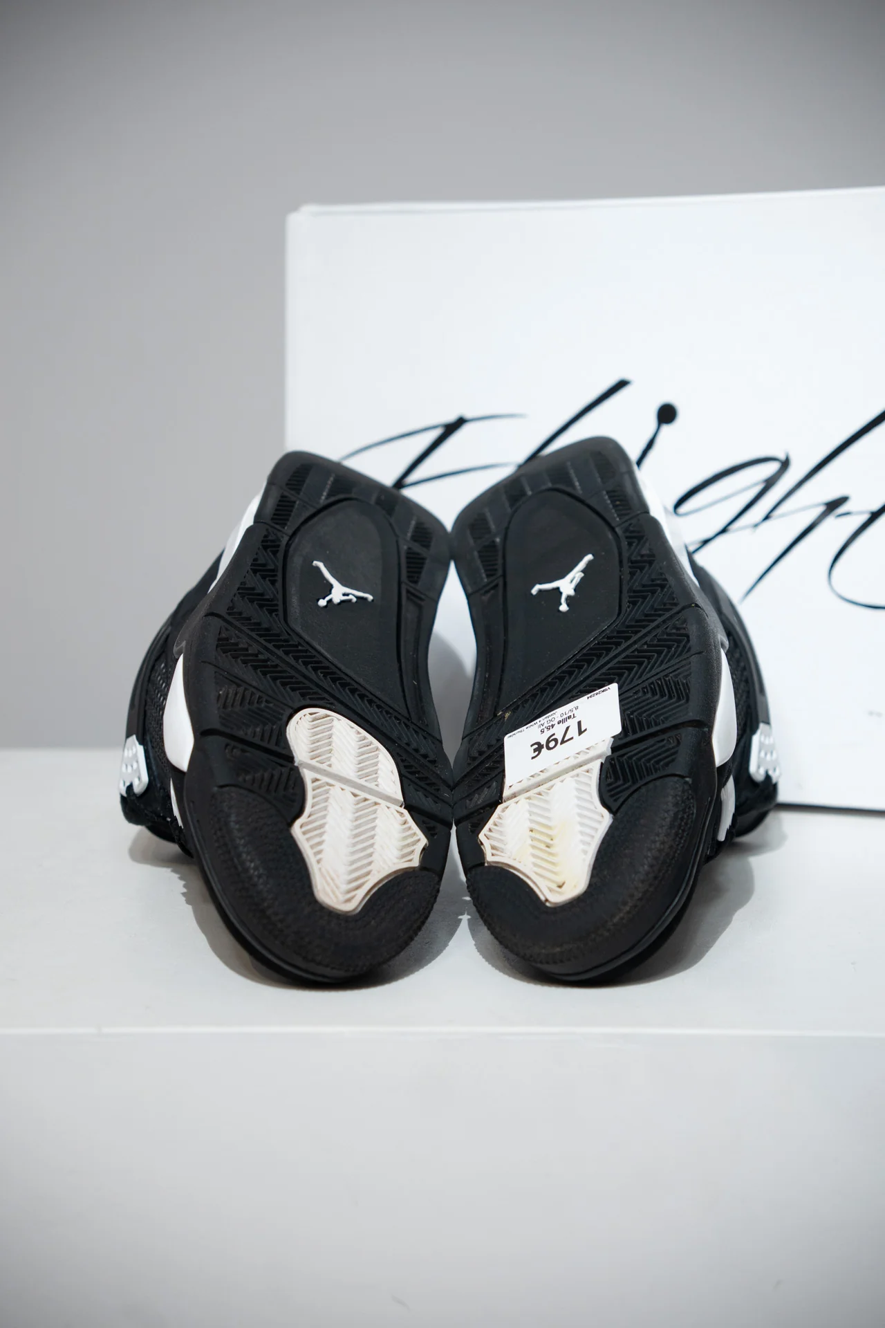 Jordan 4 White Thunder (Taille 45,5) - Image 4