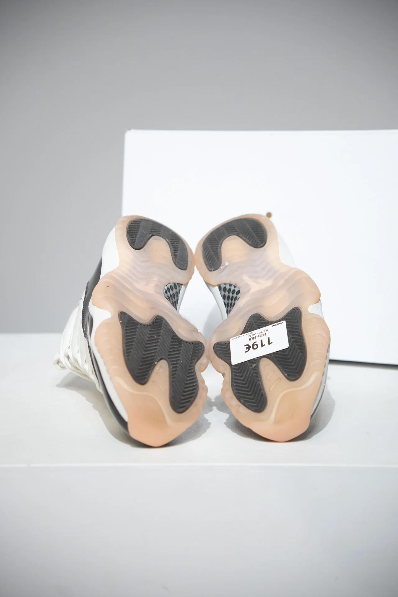 Jordan 11 Napolitan (Taille 38,5) - Image 10